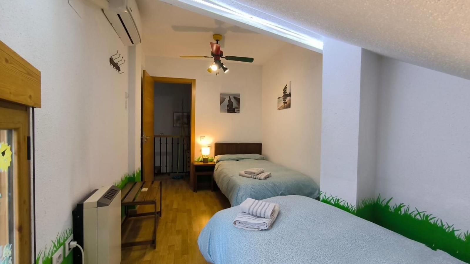 Dúplex San Lorenzo 2 PARKING GRATUITOS Y PISCINA