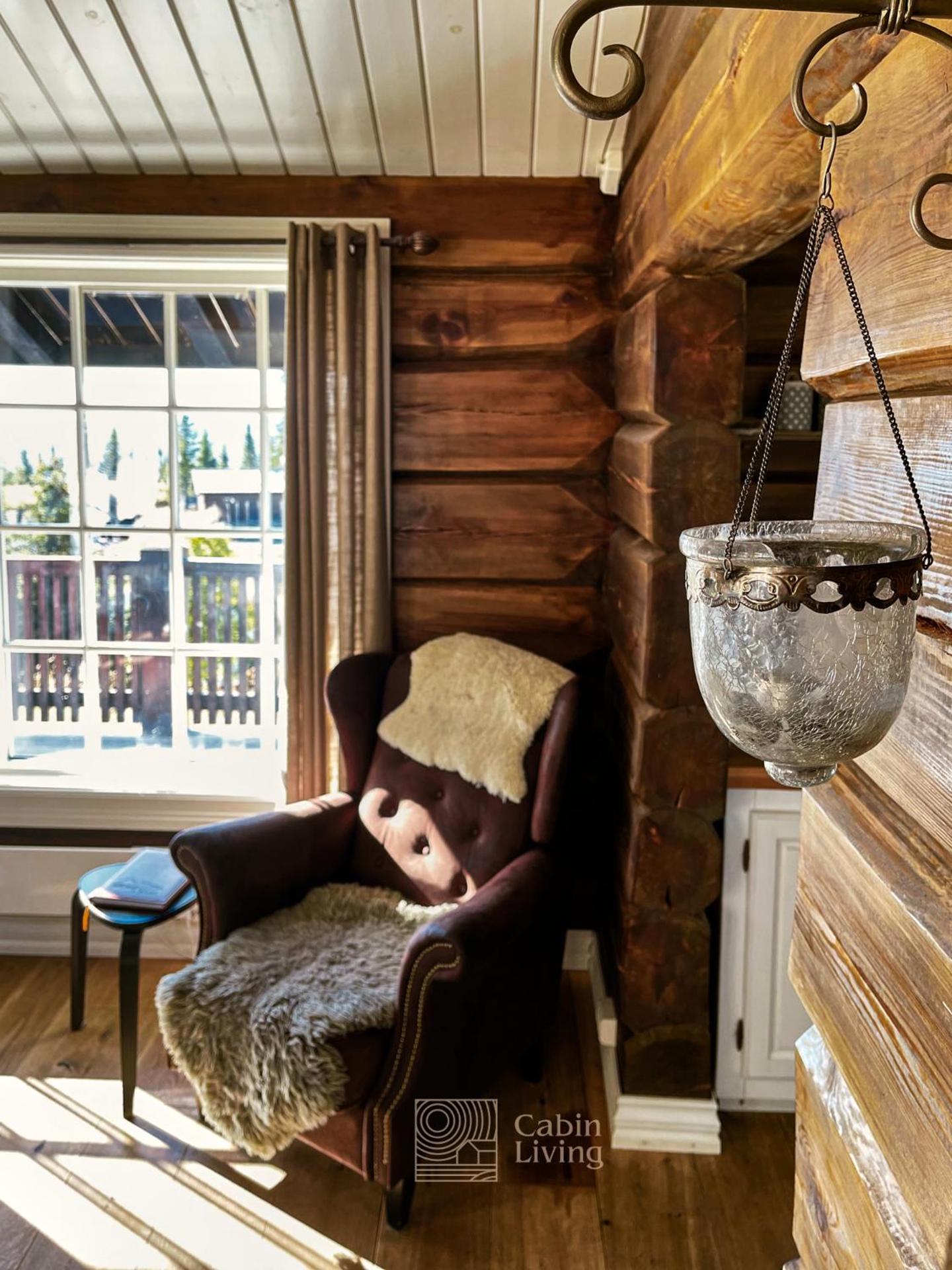 Large family cabin in Hafjell ski in-out, BBQ, terrace and fireplace