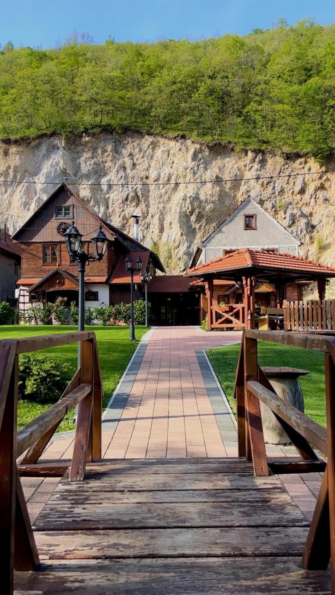 Stara hiža pod Okićem