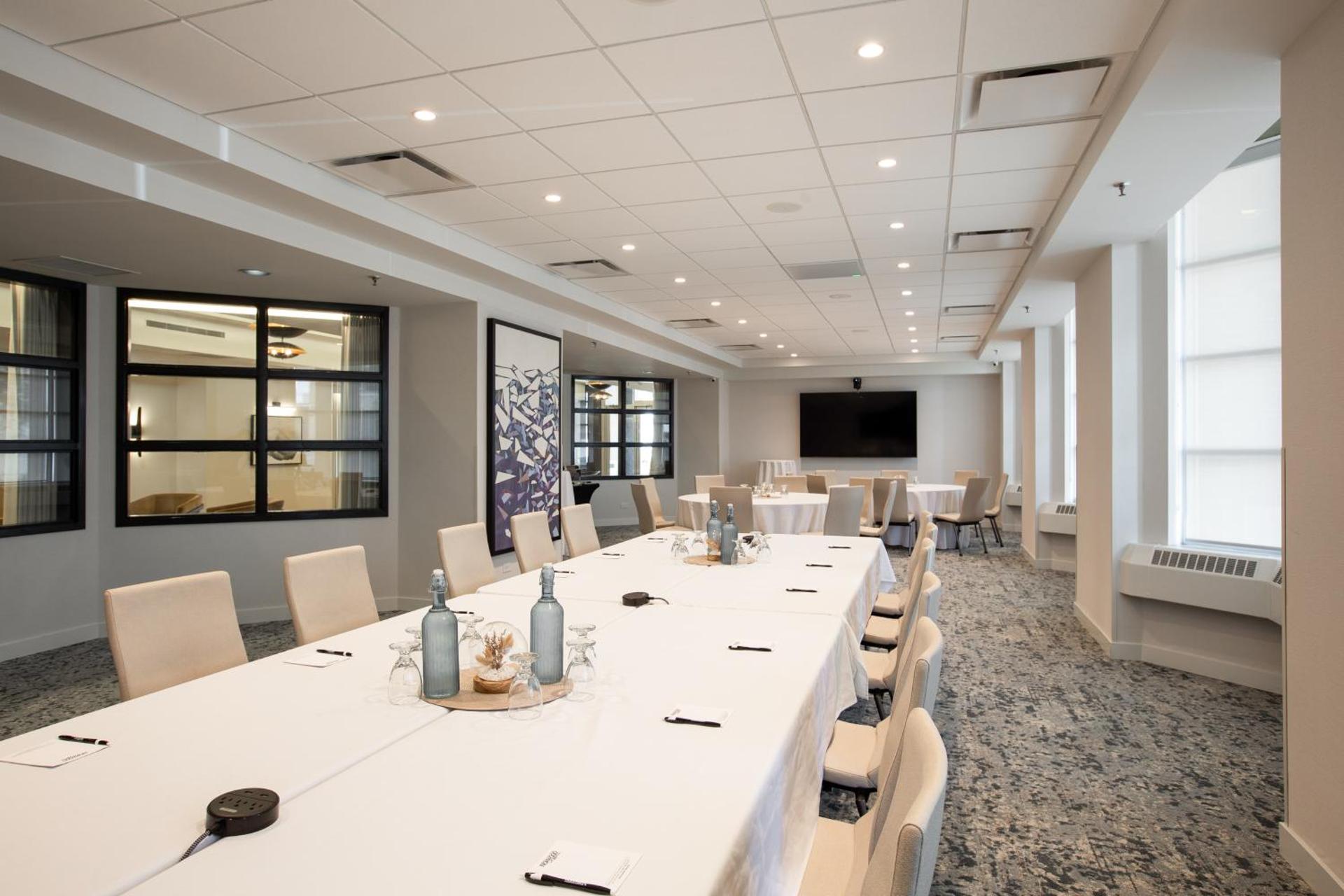 Meeting/conference room