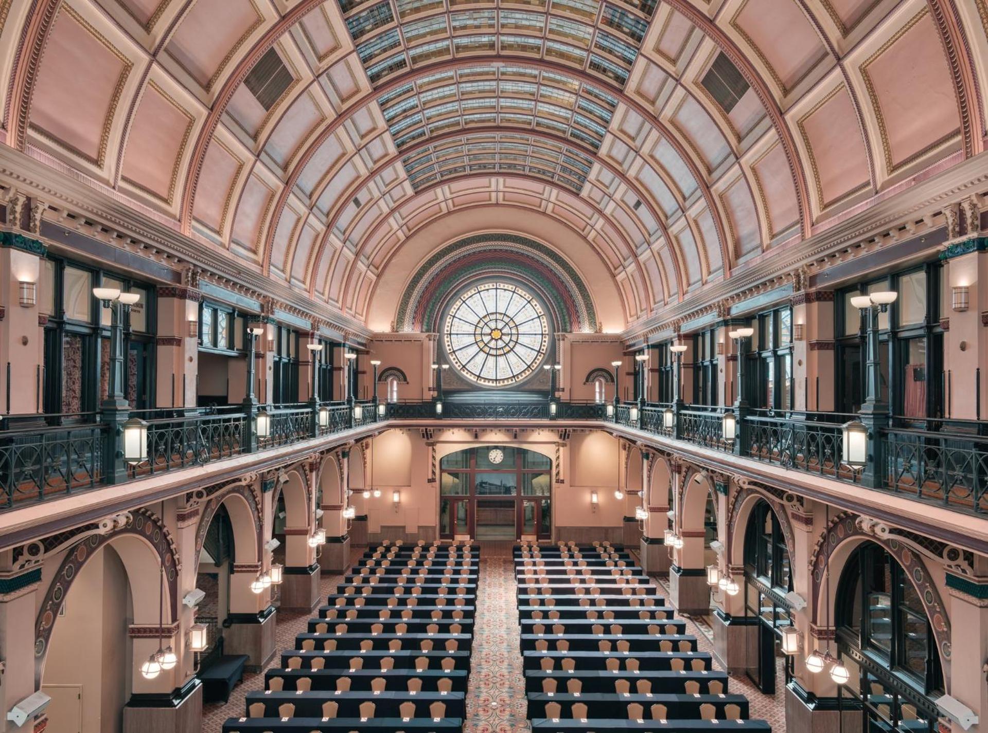 Meeting/conference room