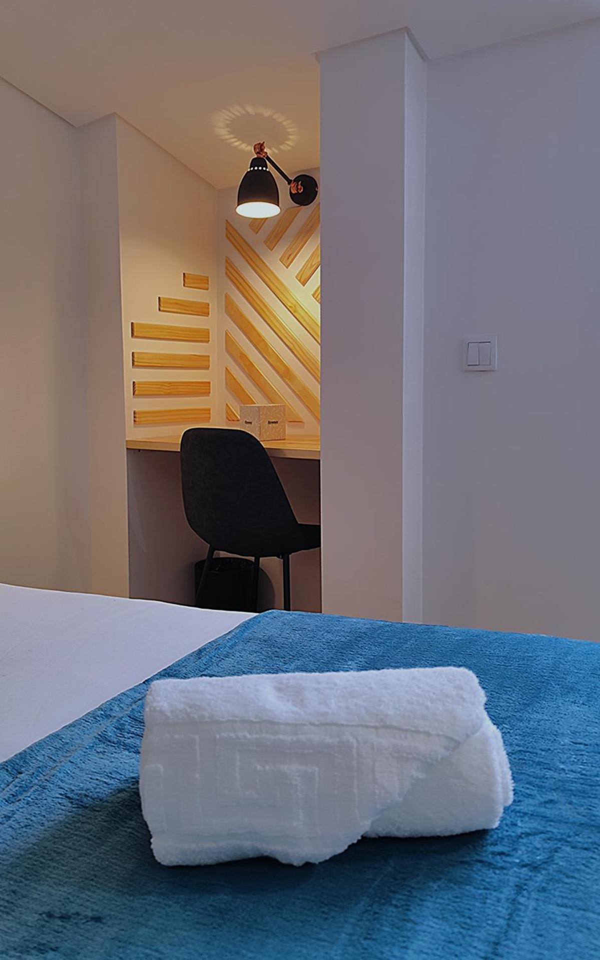 Bacalhoeiros 125 Hotel