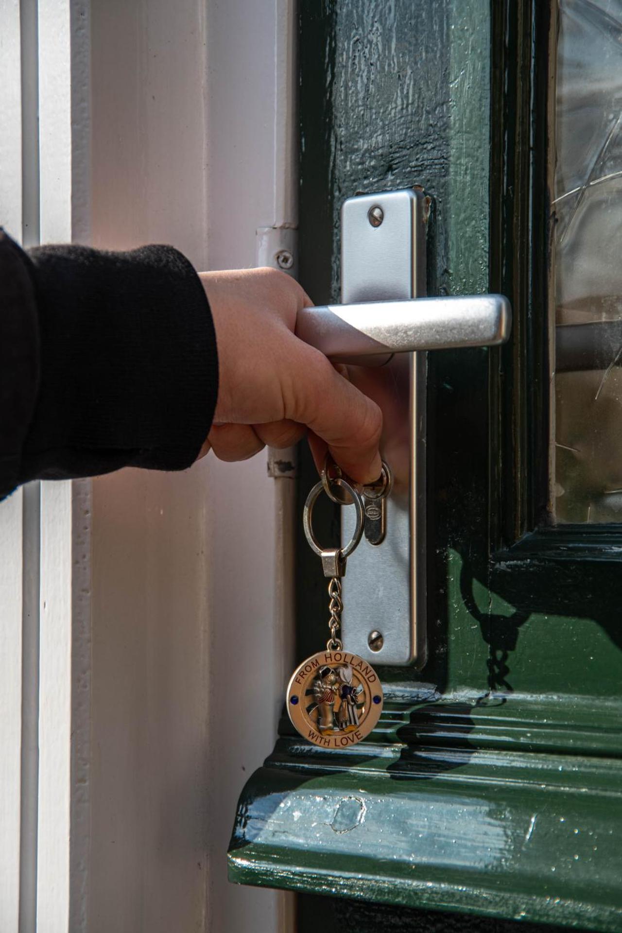 Logo/Certificate/Sign