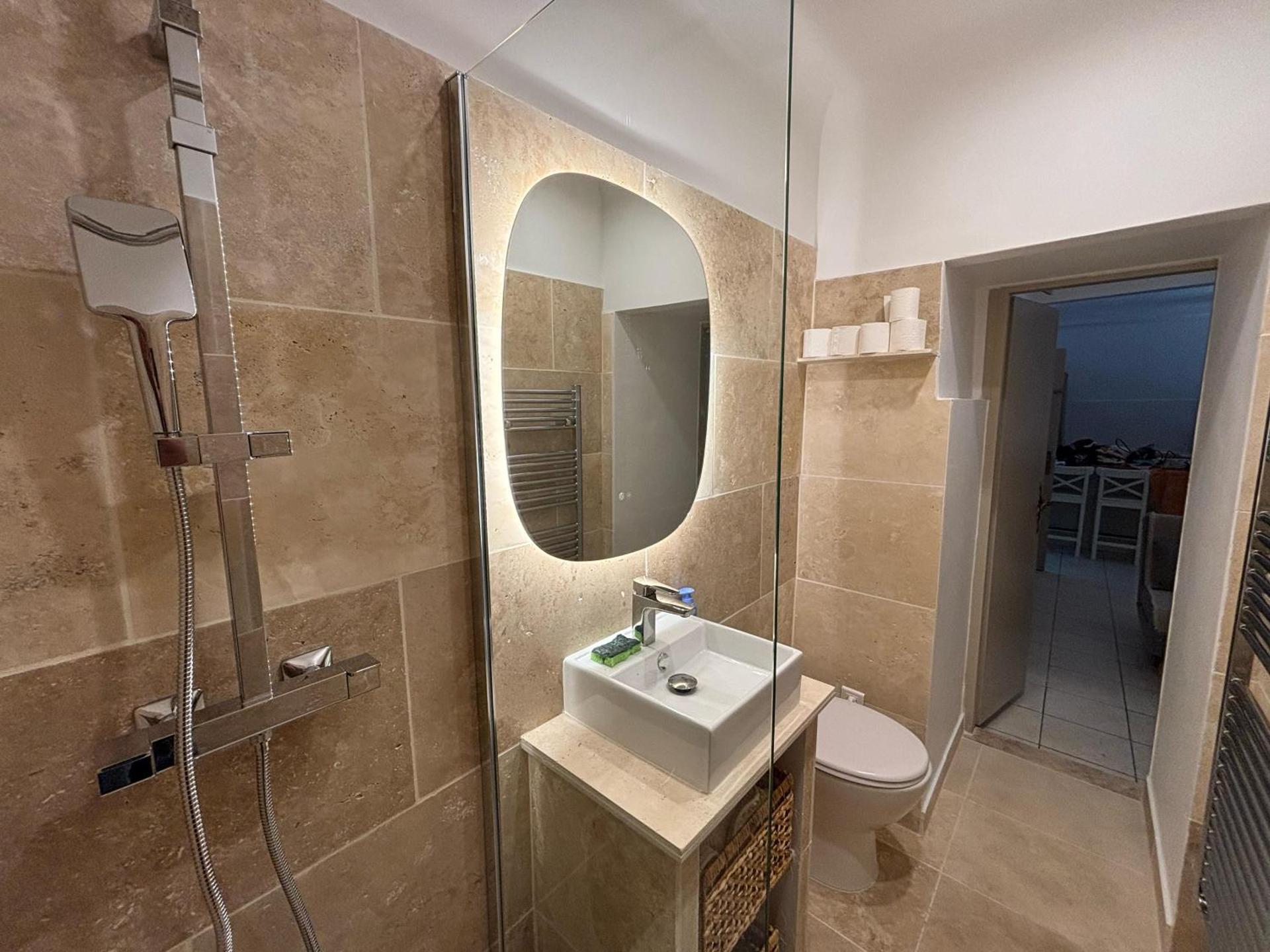 Rêve de Vacances Insolite Palais Lascaris Vue Montagne et Village Médiéval