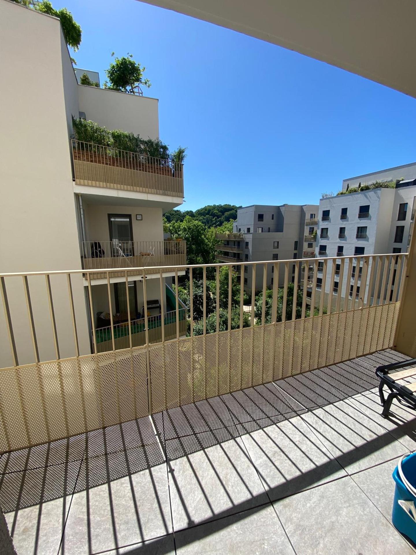 Appartement avec Balcon Immeuble Standing