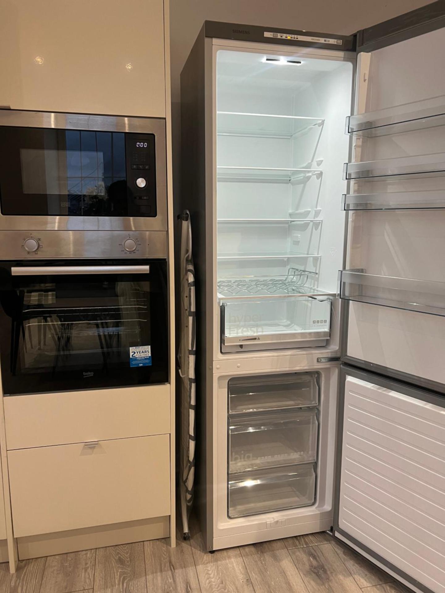 Welsh Getaway Apartment - Town Centre