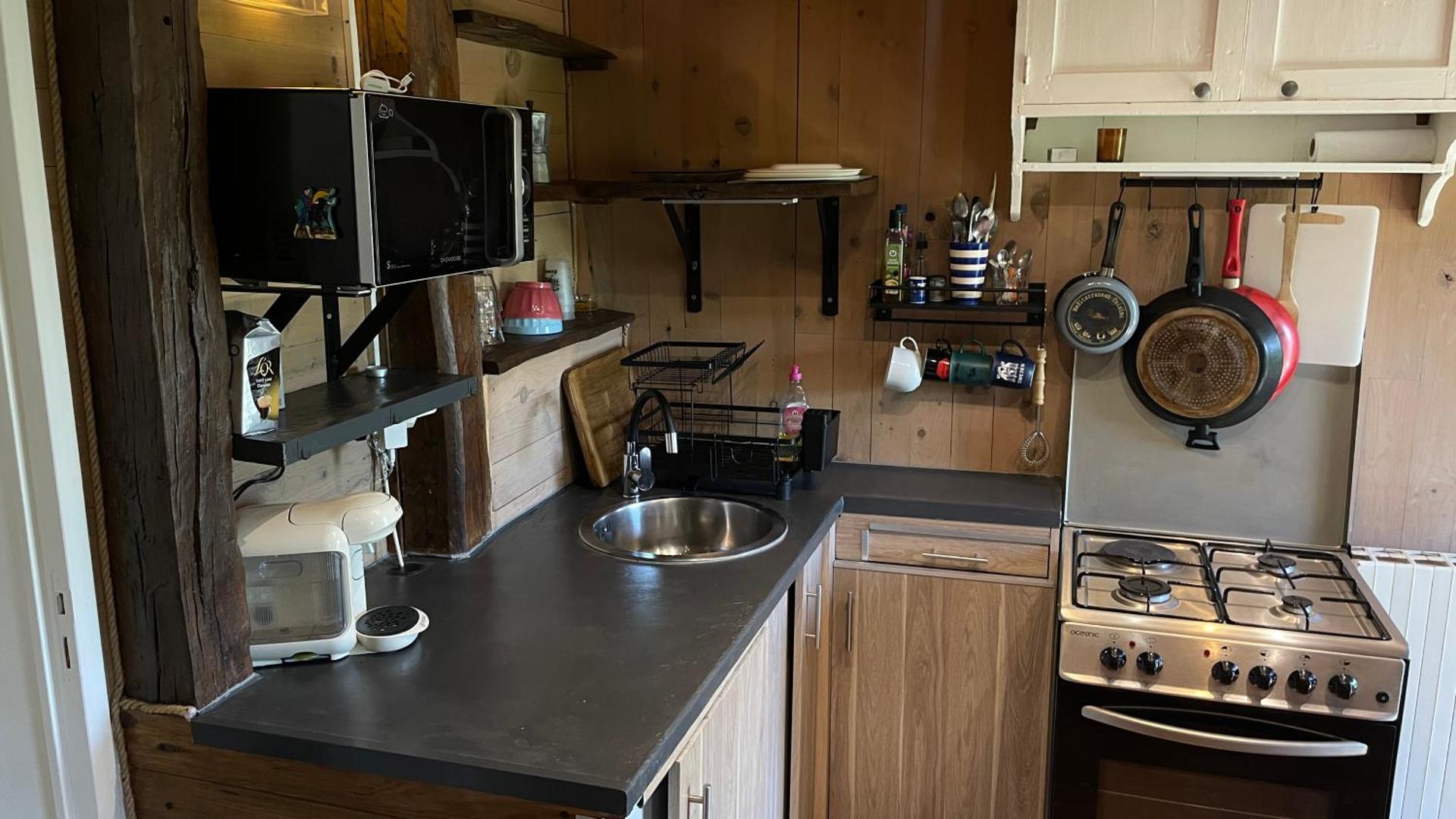 Coffee/tea facilities