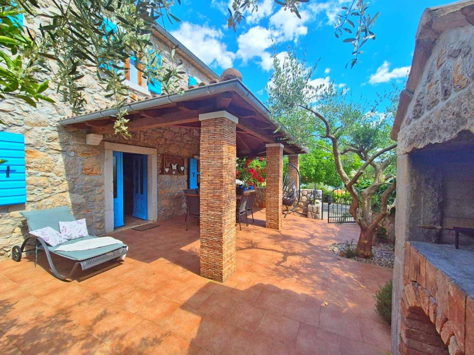 Charming stone house by the sea