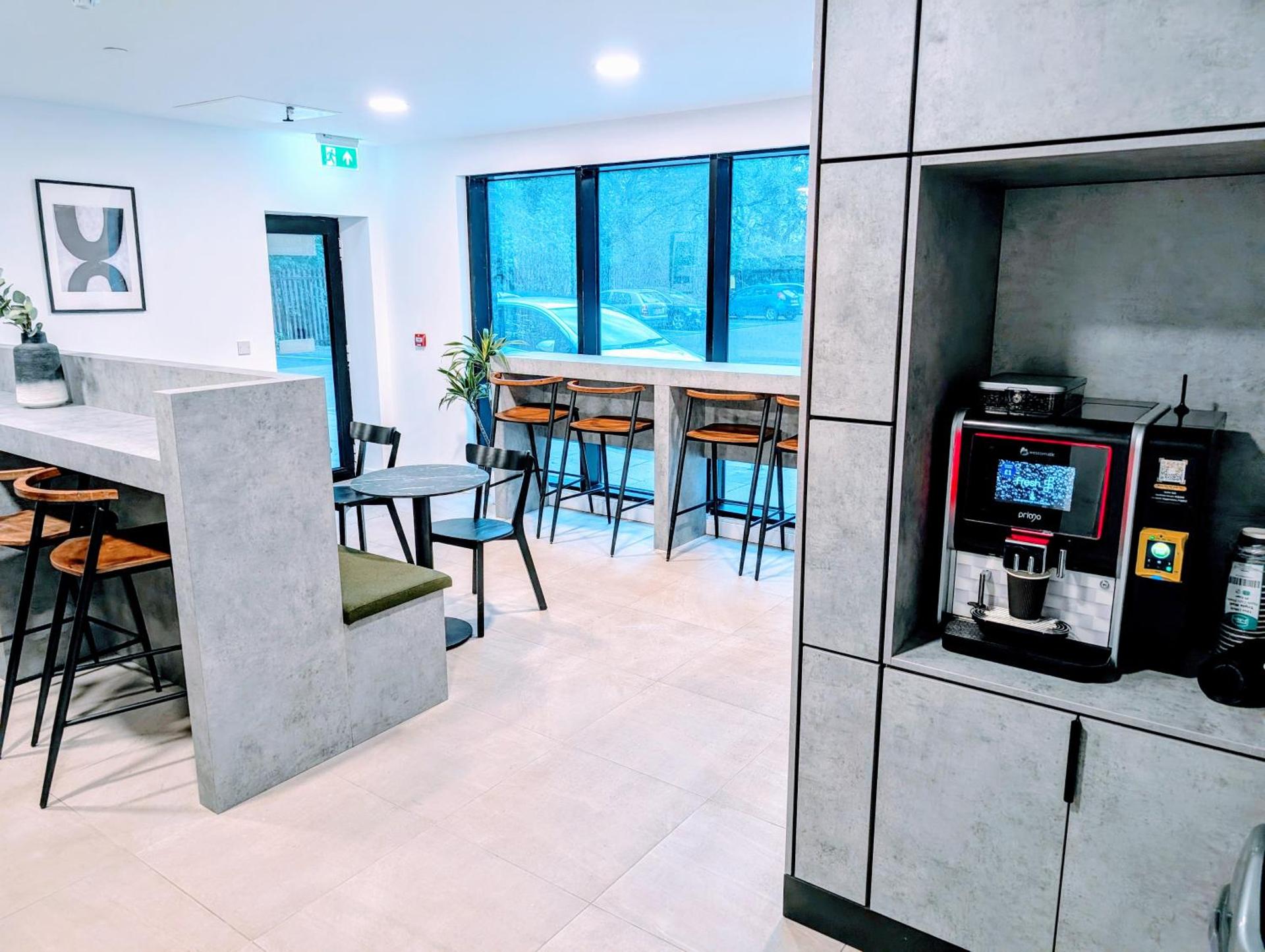 Communal lounge/ TV room