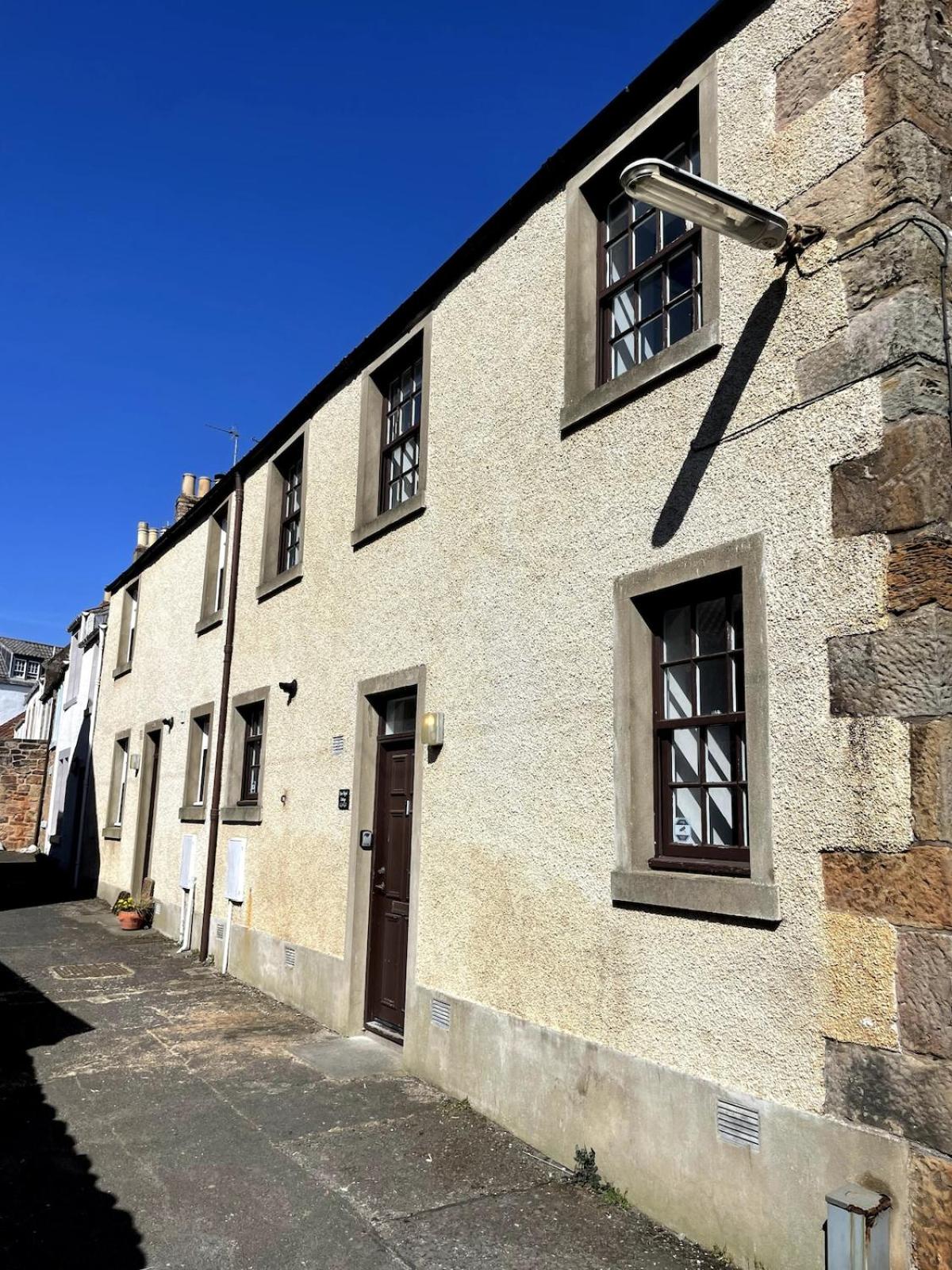 Rose Wynd Cottage-Close to beach