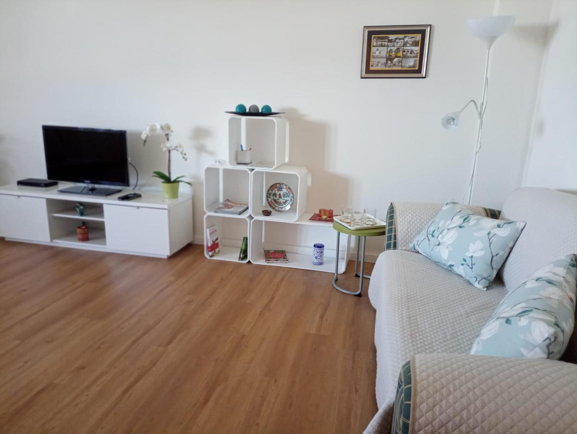 Vistas Sobre O Rio Tejo