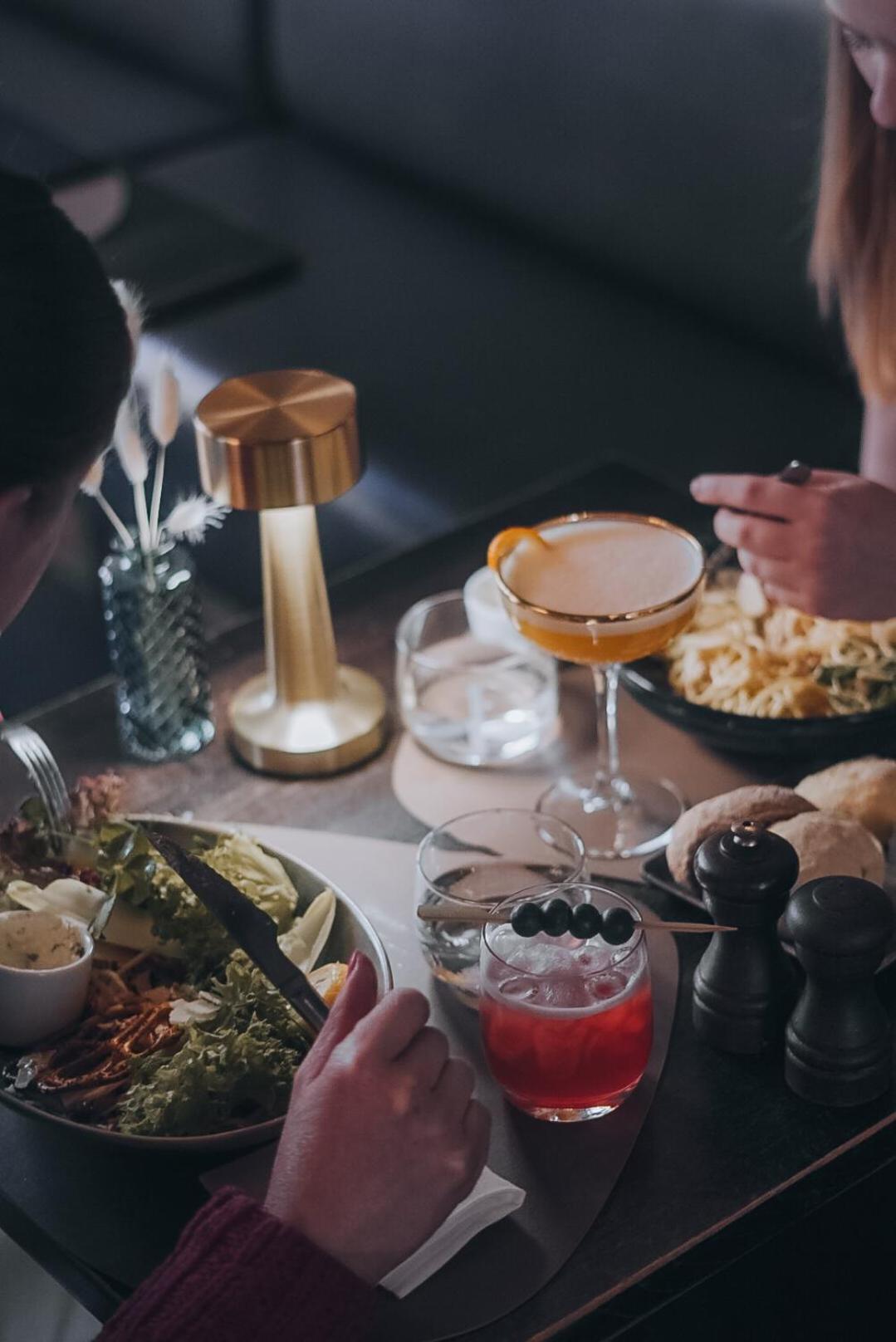 Restaurant/places to eat