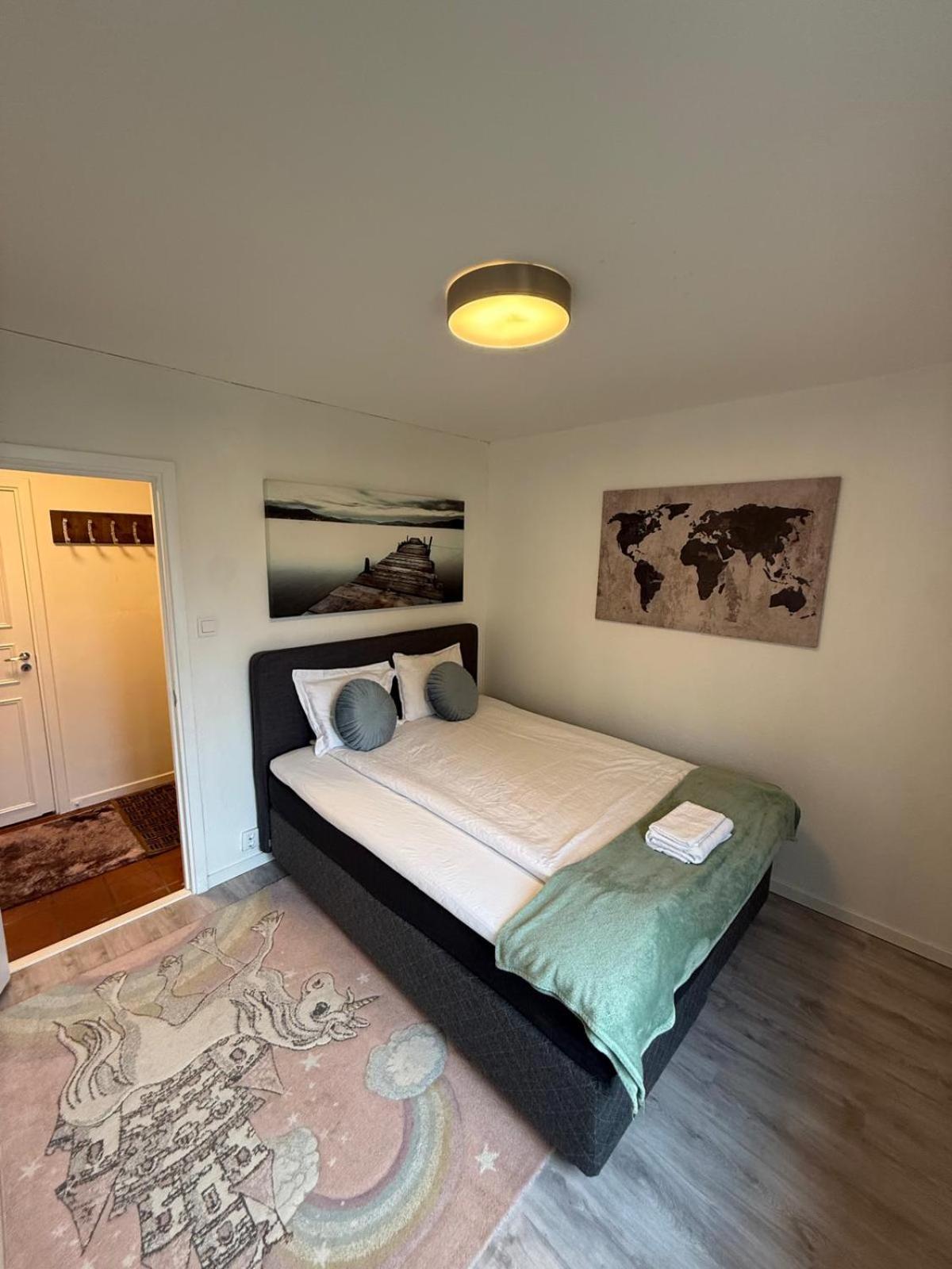 Spacious apartment near the subway