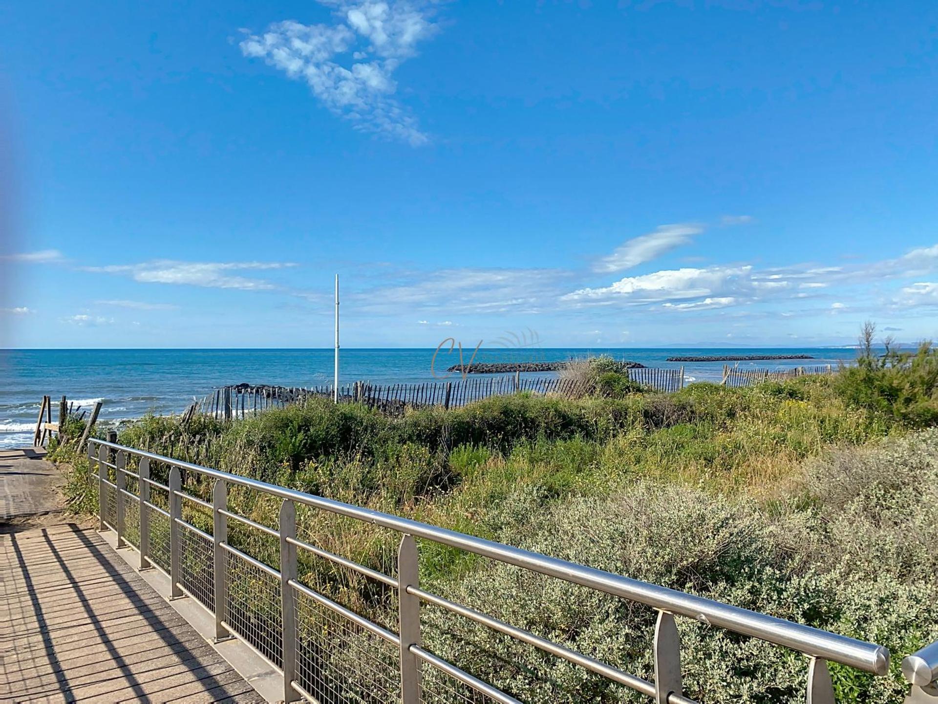 Maison "Douceurs d'Été " Maison de vacances bord de mer à Vias plage - 600m de la plage et du Canal du Midi - Piscine résidentielle, wifi fibre, Activités et Loisirs