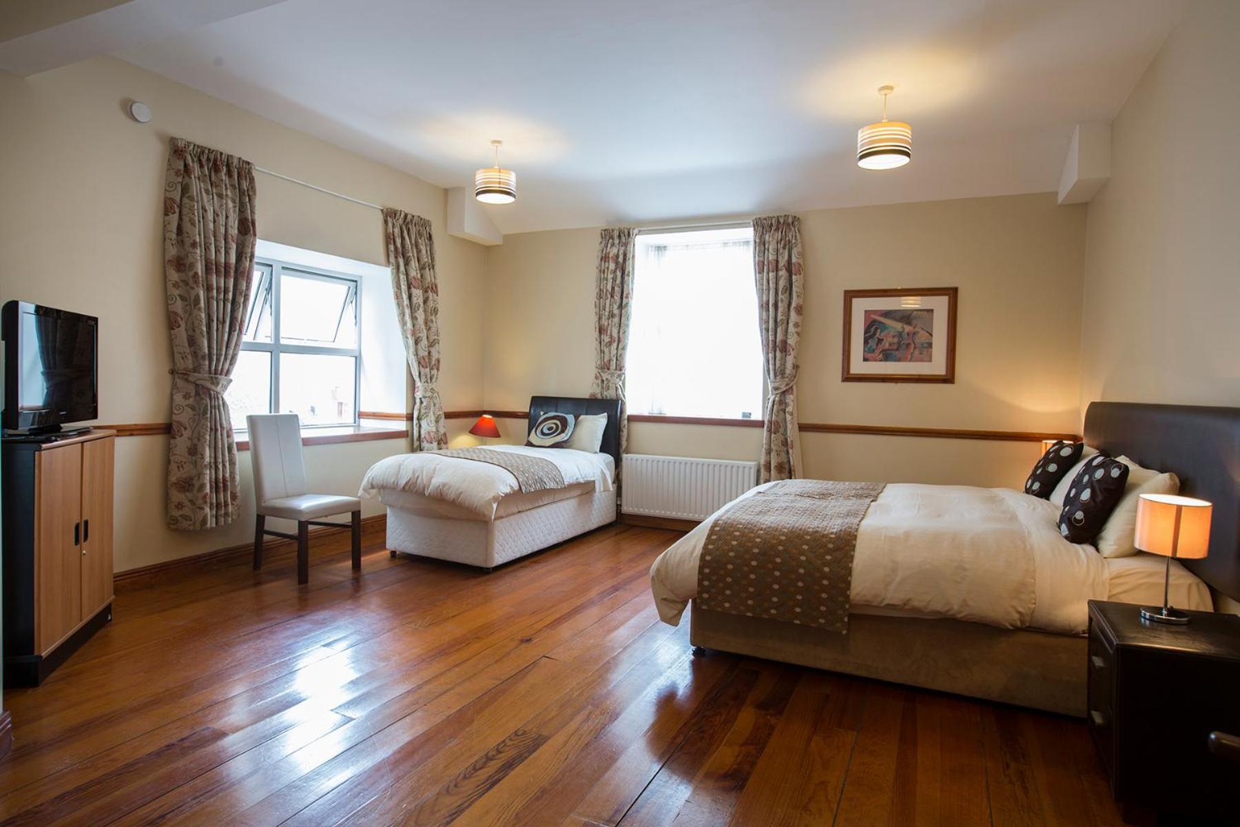 Photo of the whole room