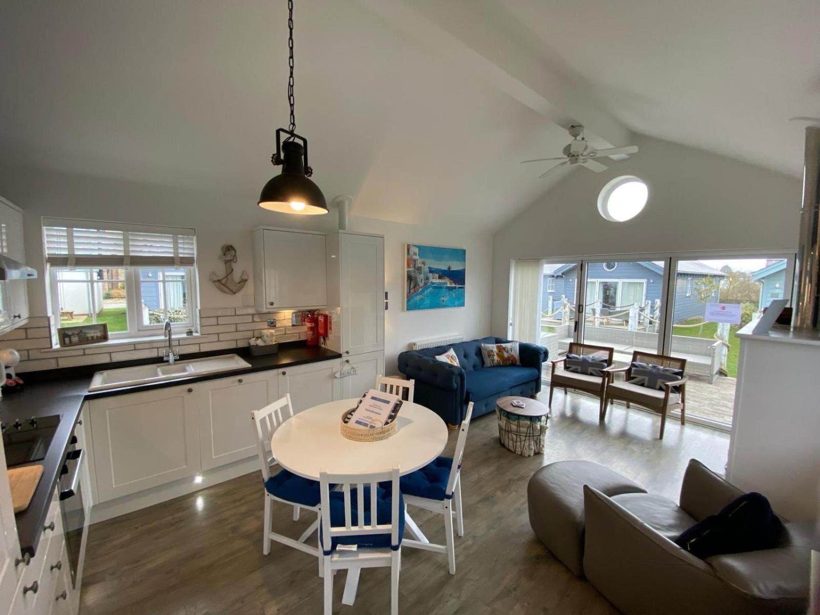 Seafolly Beach House The Bay Filey Step Free Accommodation Private Offstreet Parking