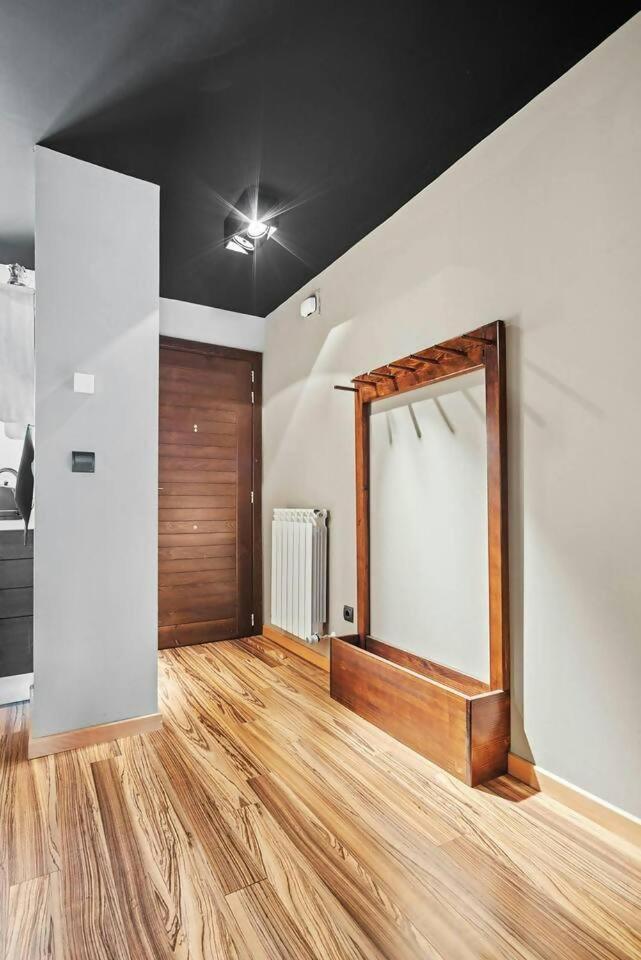 Iraida - Precioso dúplex en Lanuza by Cardi Suites