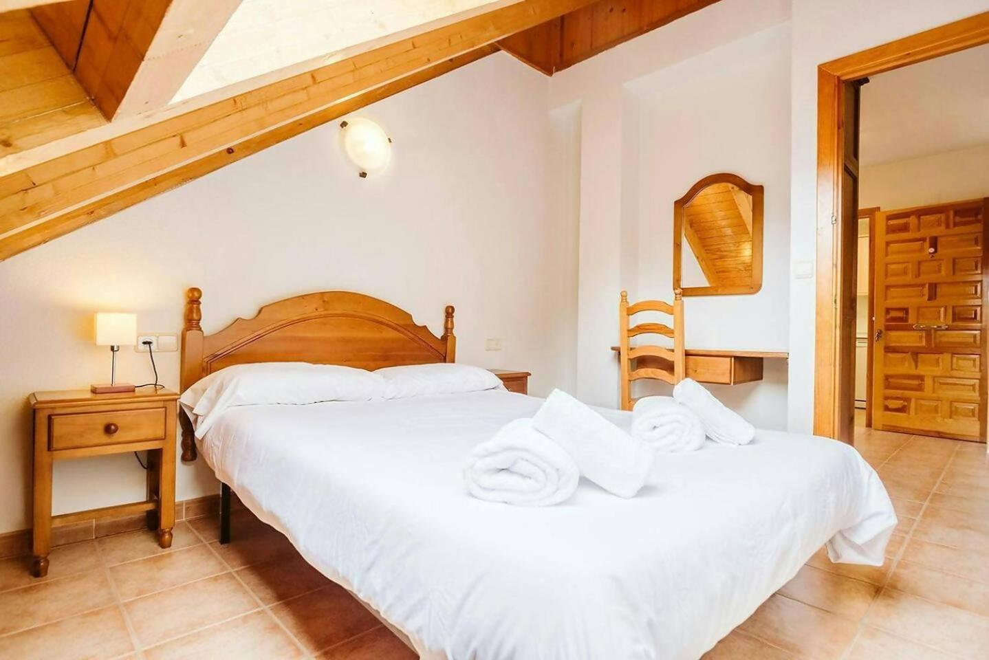 Olympia by Cardi Suites