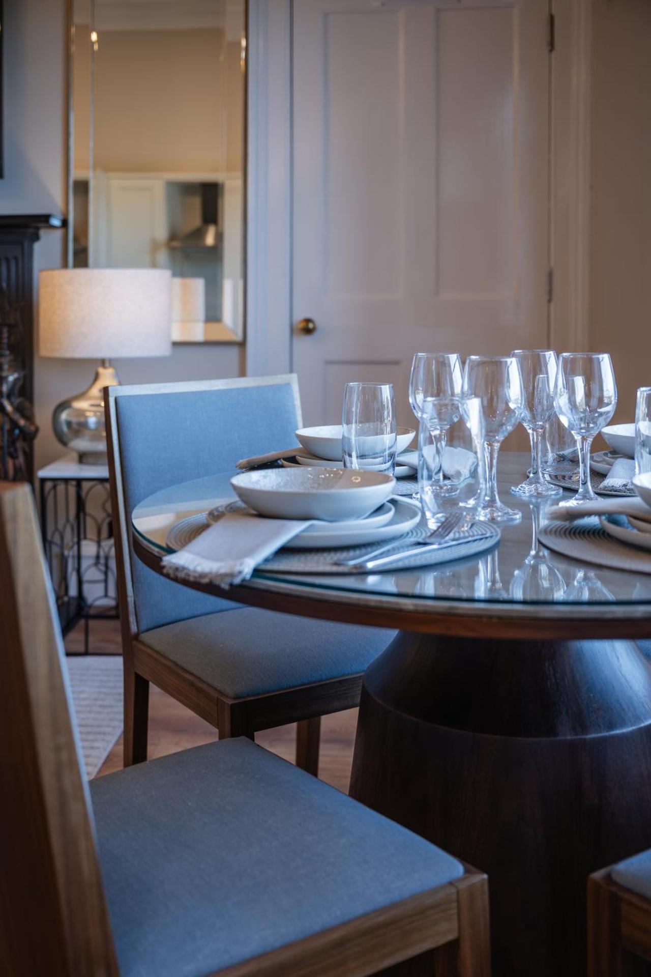 Stirling Townhouse Apartment Top