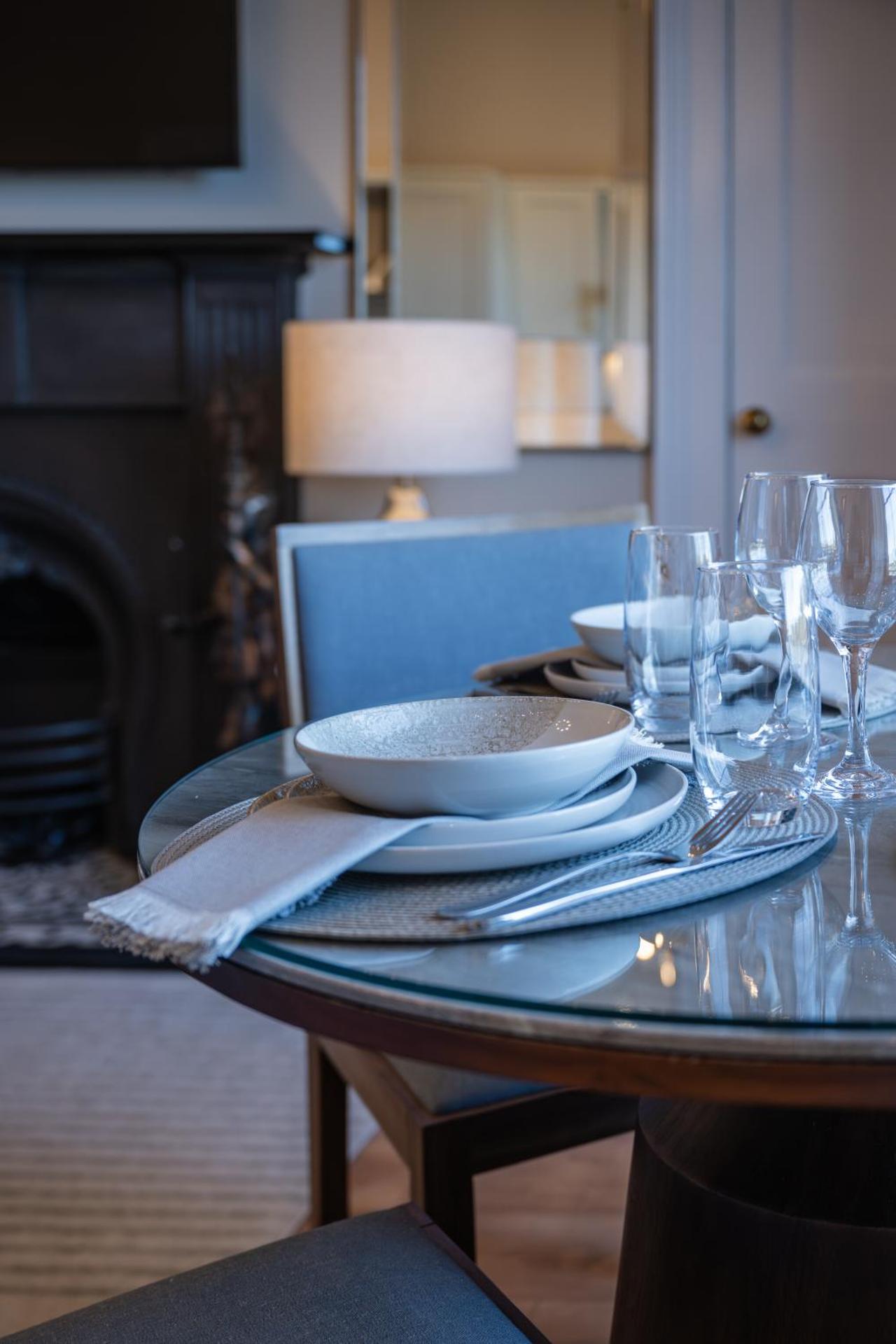 Stirling Townhouse Apartment Top