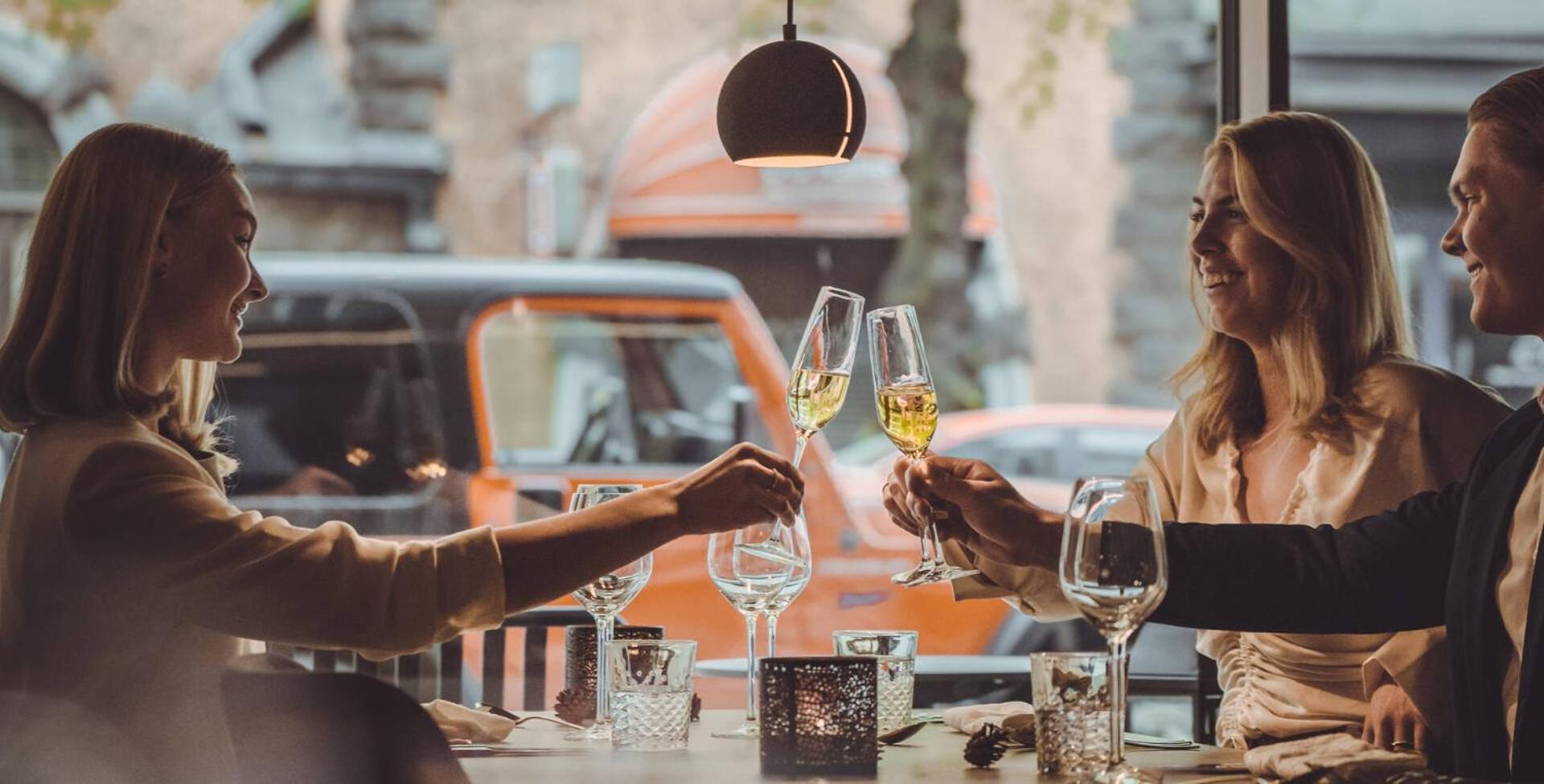 Restaurant/places to eat