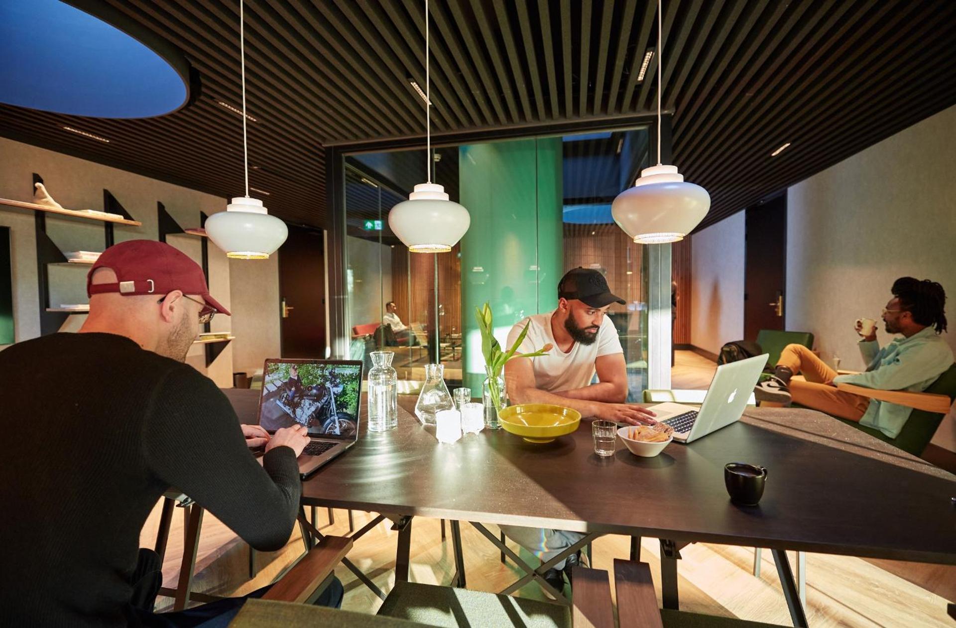 Meeting/conference room