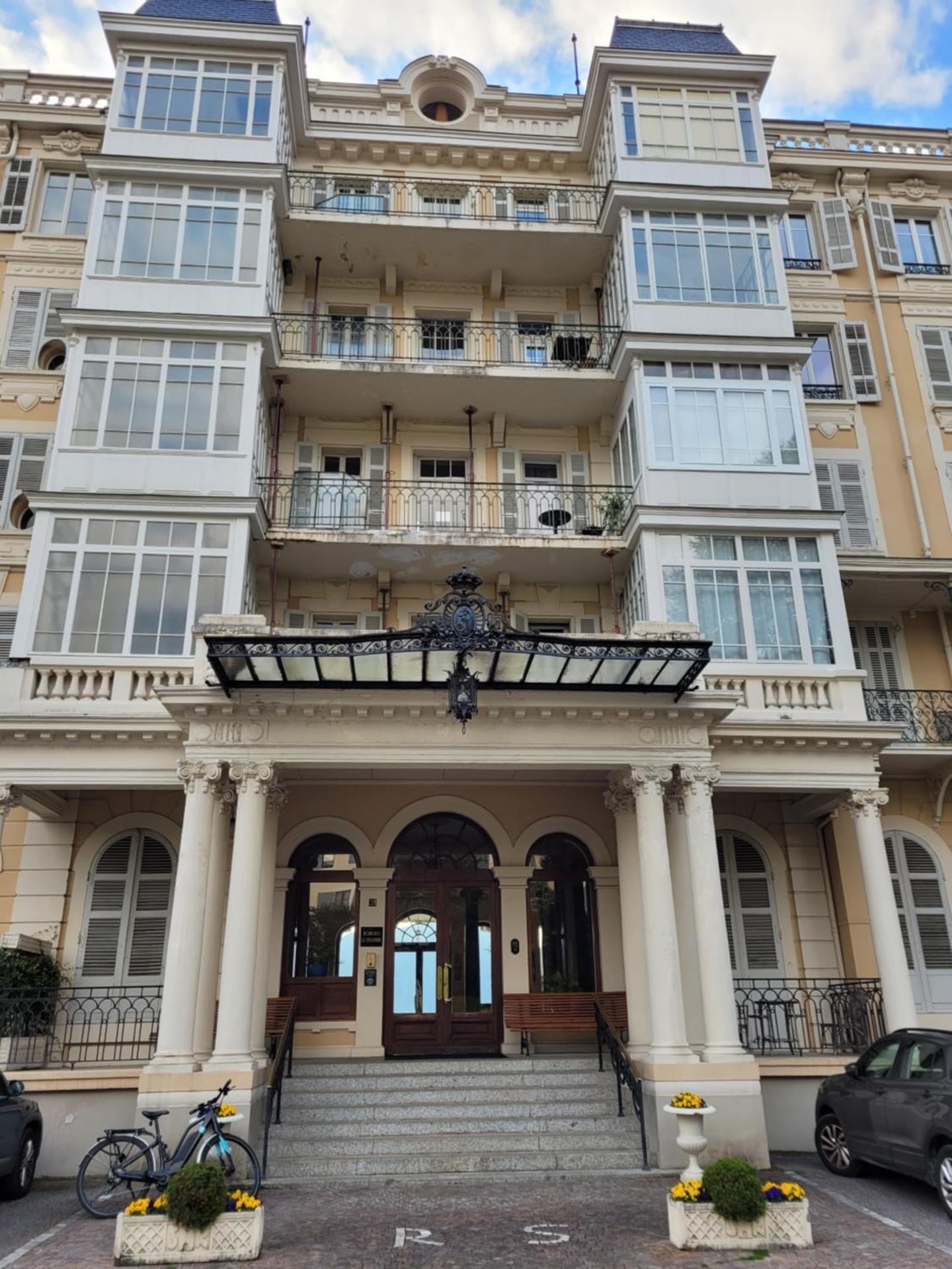 Studio au Palace Le Splendide