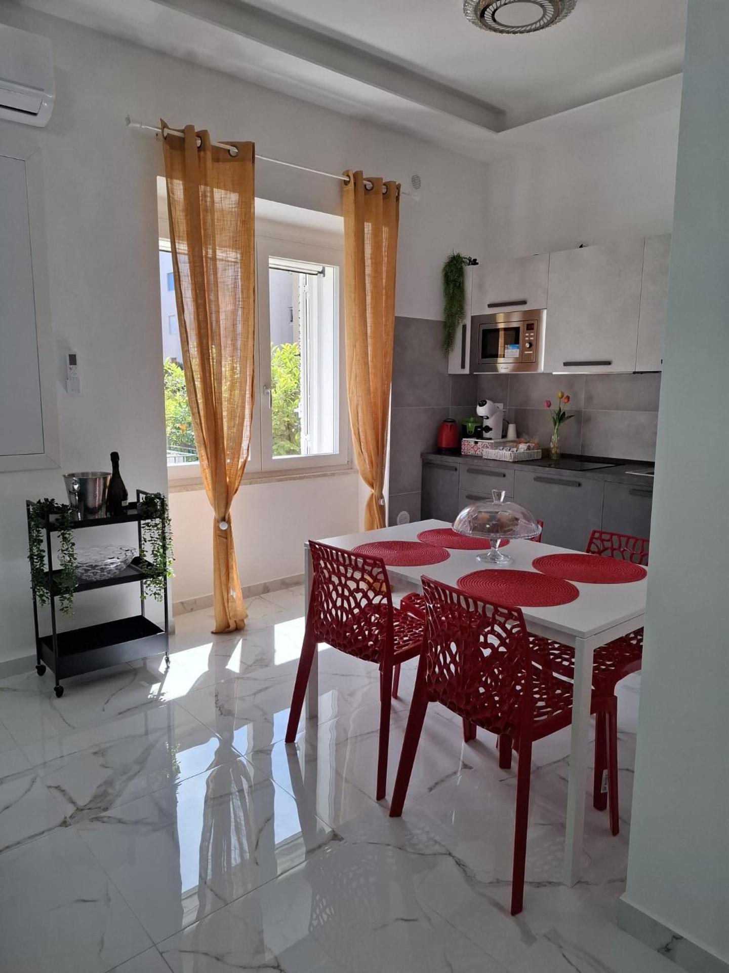 Corso Italia Holiday Home