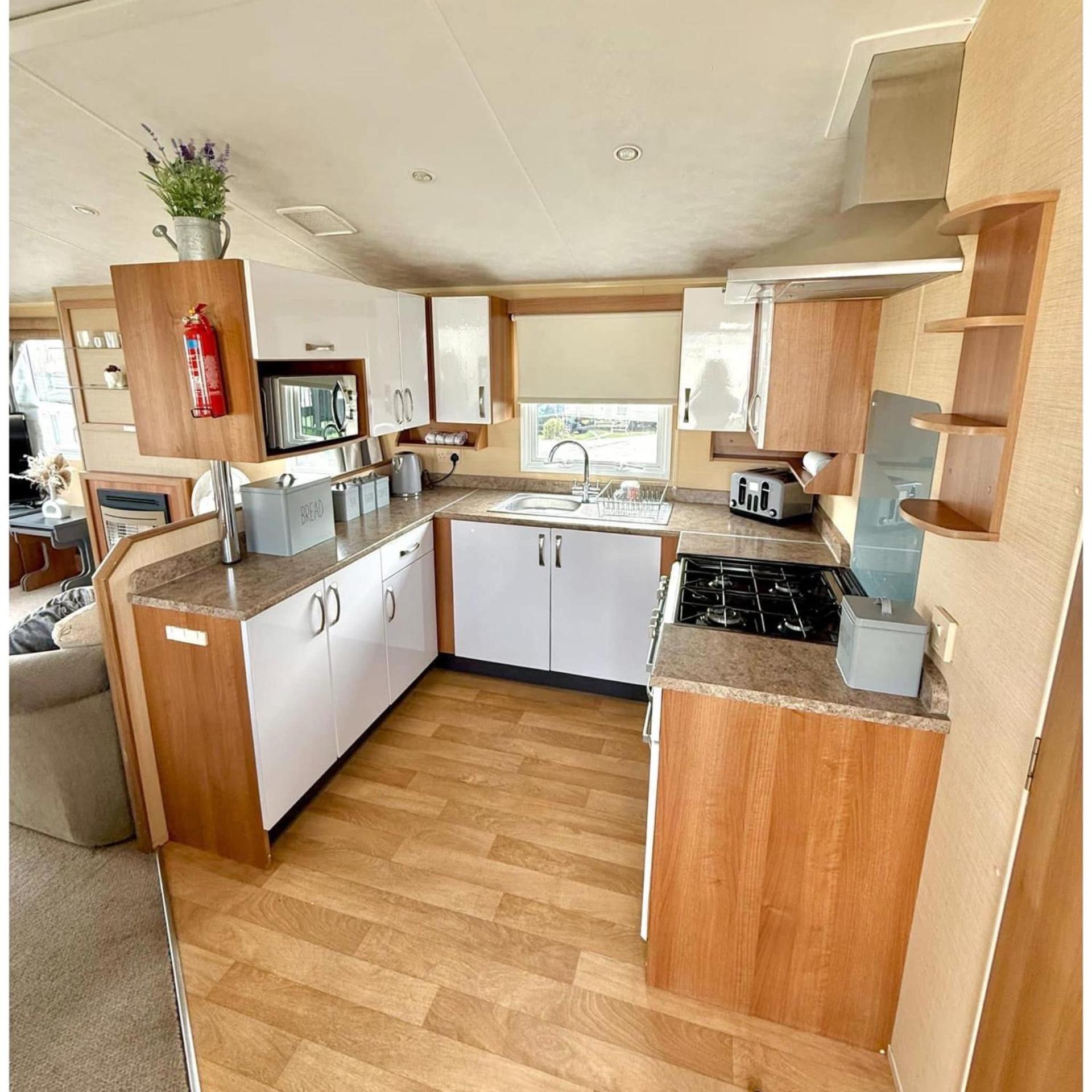 3 Bedroom 8 birth Caravan - Sand Le Mere