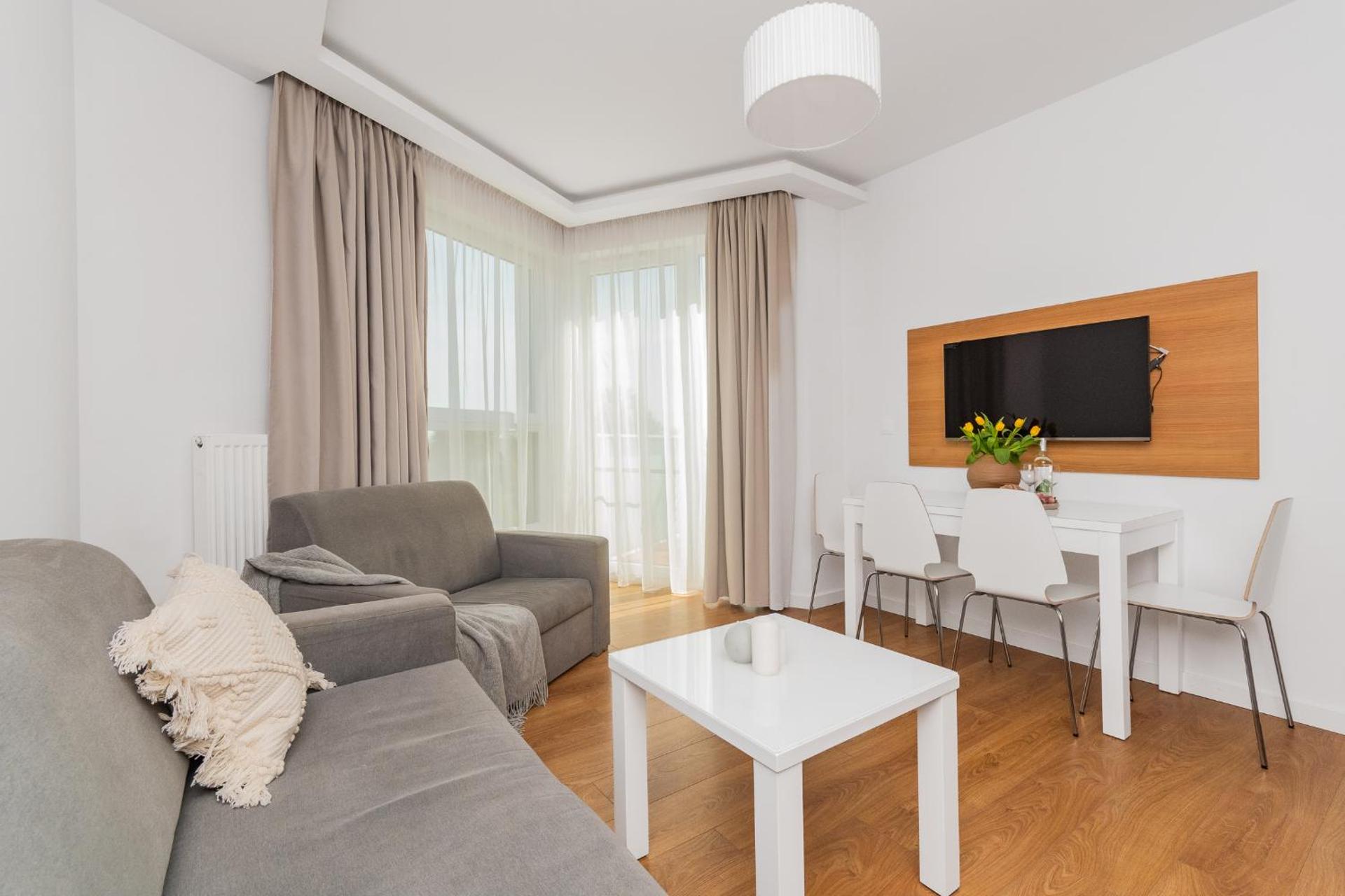APARTAMENTY MIERZEJA - MARINA, Kąty Rybackie, Klimatyzacja,100 m od Zalewu Wiślanego