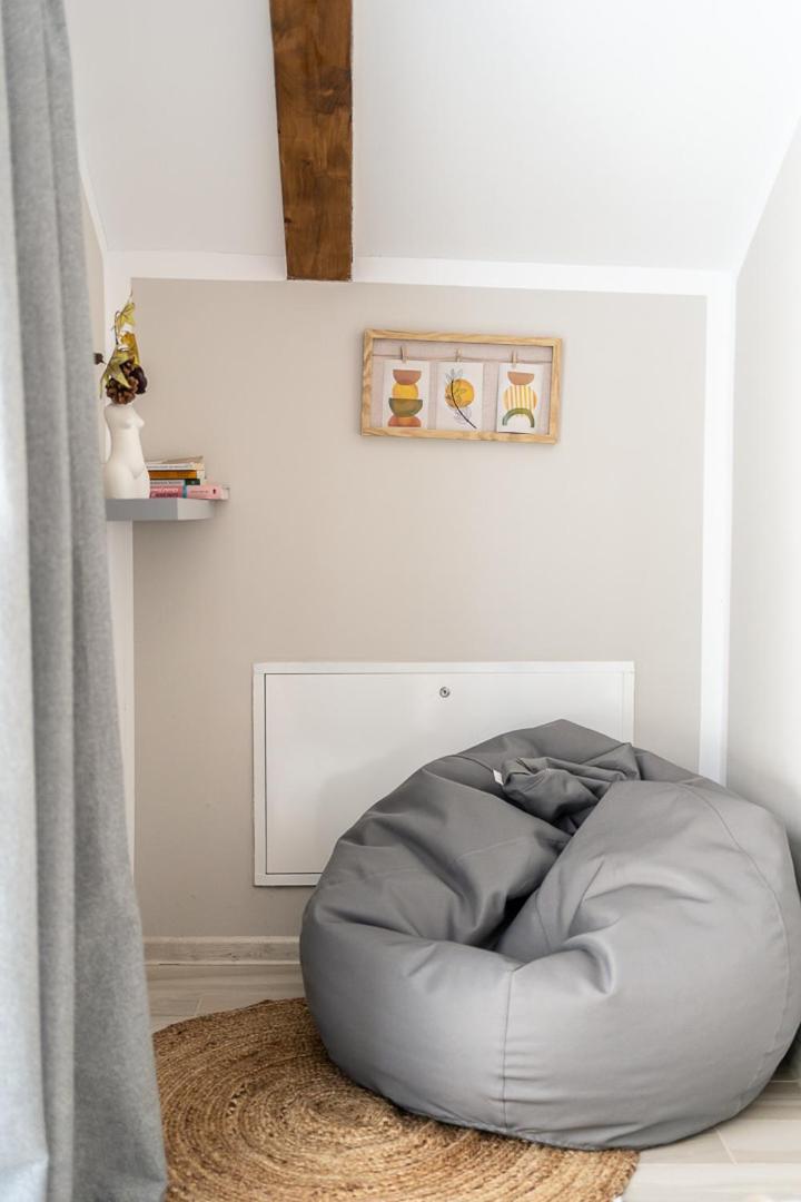 Vila Blanc Valiug Crivaia