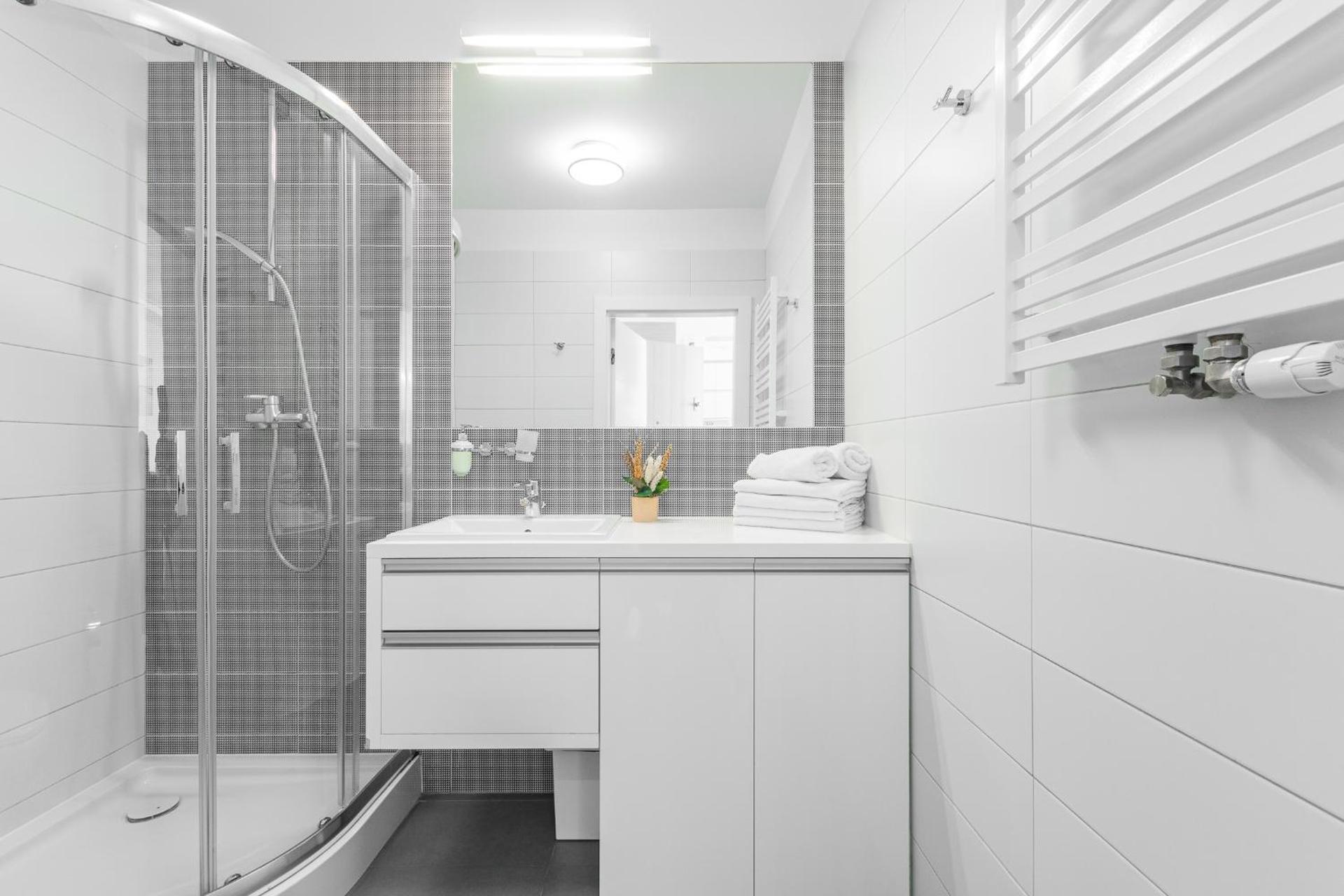 APARTAMENTY MIERZEJA - MARINA, Kąty Rybackie, Klimatyzacja,100 m od Zalewu Wiślanego