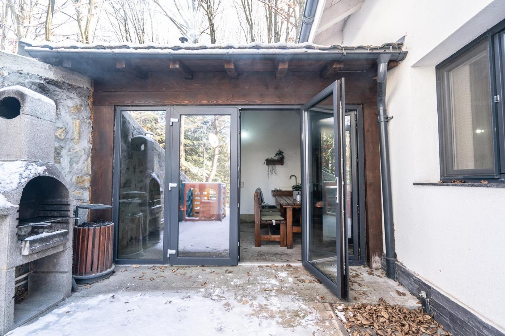 Vila Blanc Valiug Crivaia