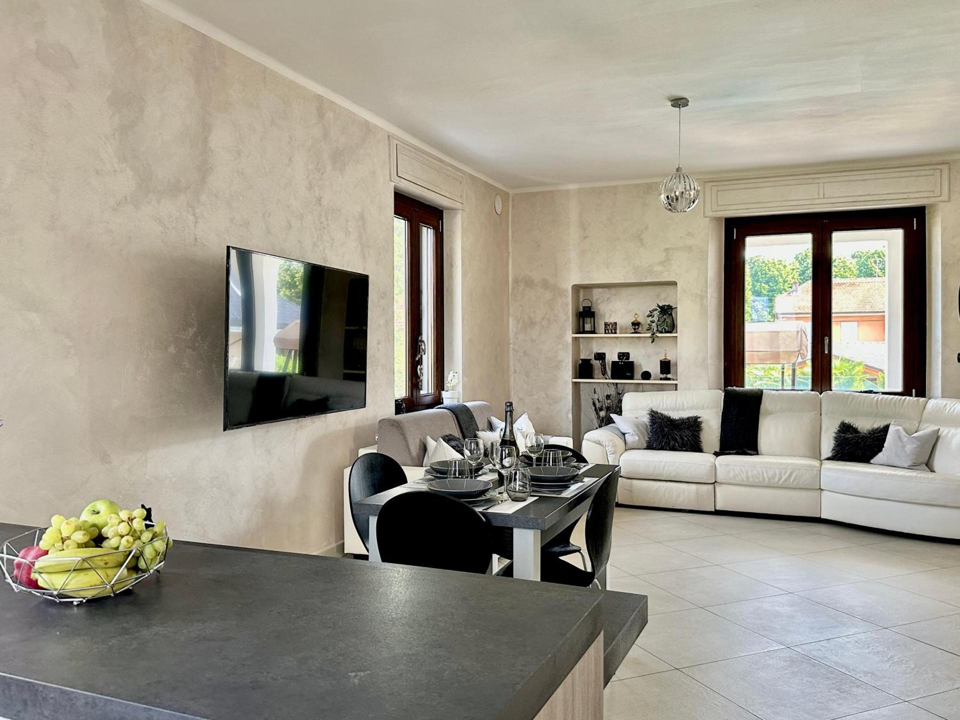 Appartamento in villa con piscina privata e vasca idromassaggio ad uso esclusivo