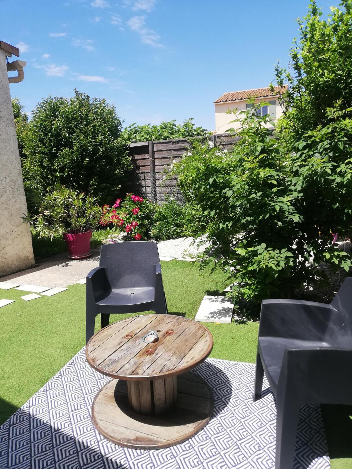 Petit cocon avec terrasse
