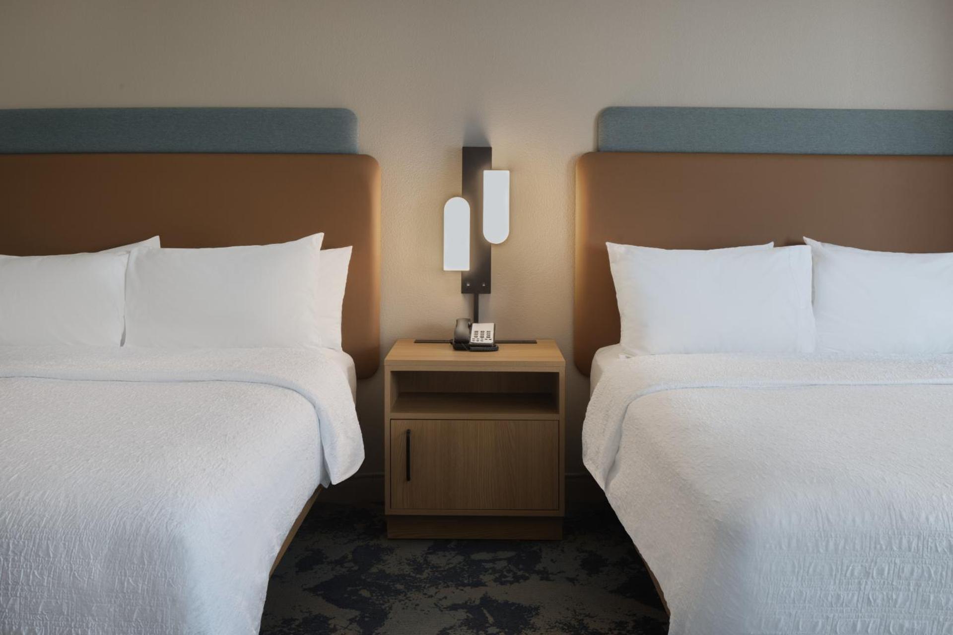 Queen Room with Two Queen Beds - Mobility Access/Non-Smoking