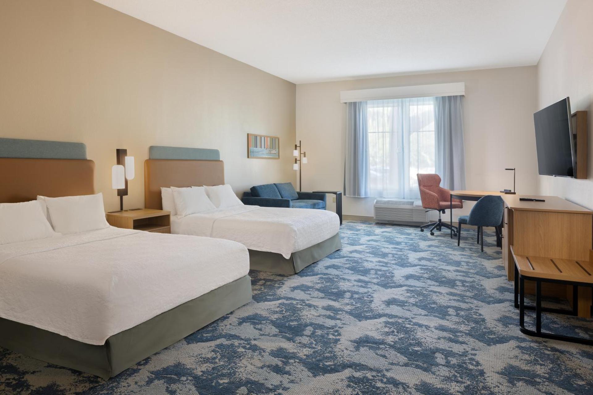 Queen Room with Two Queen Beds - Mobility Access/Non-Smoking