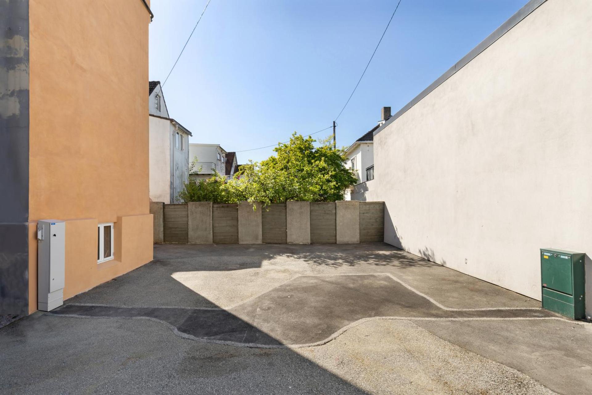 Inner courtyard view