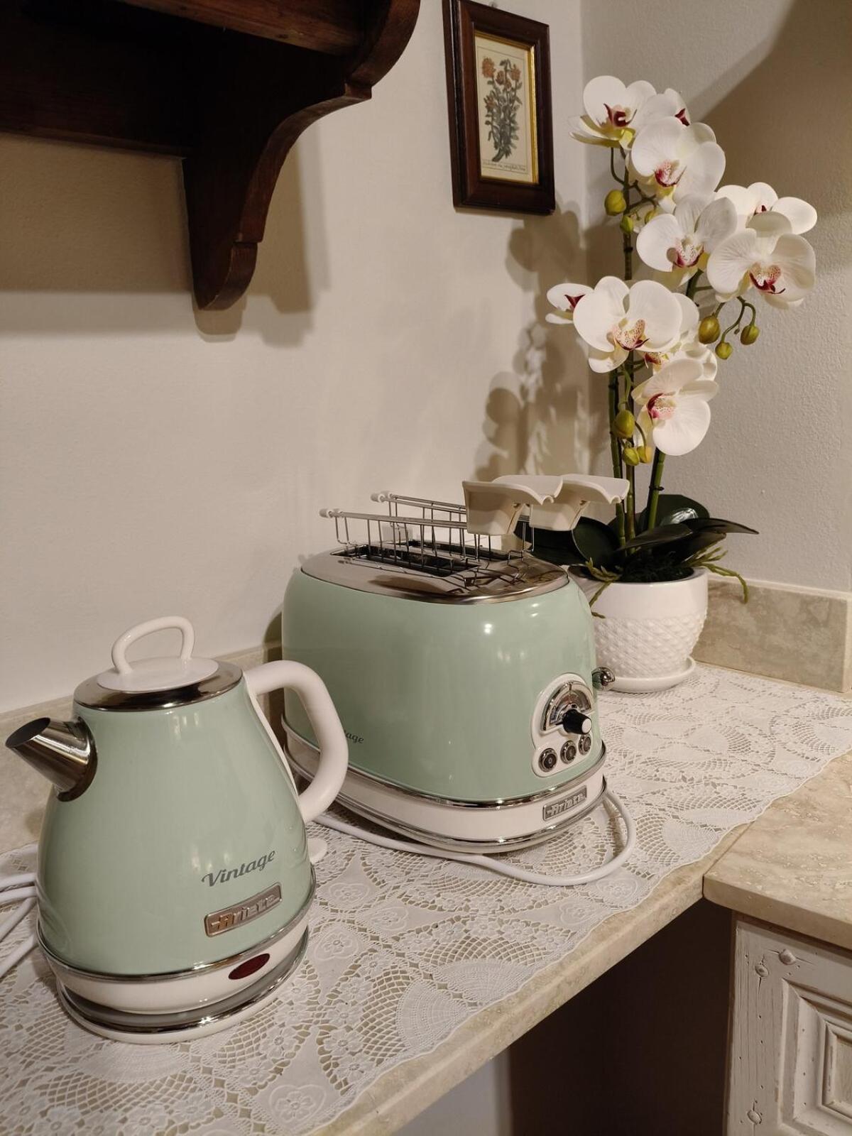 Coffee/tea facilities