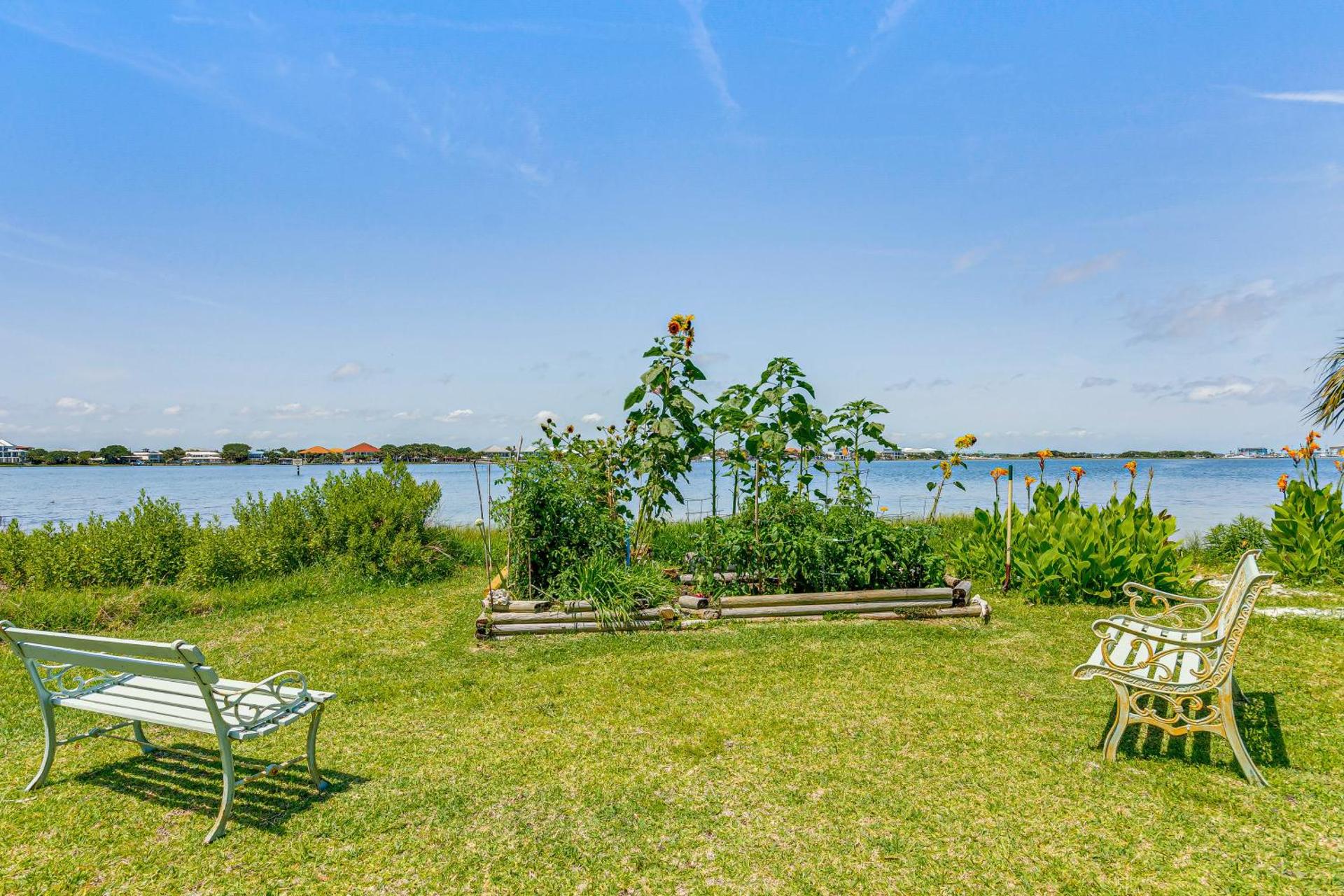 Sea La Vie Condo Pensacola Beach Access!