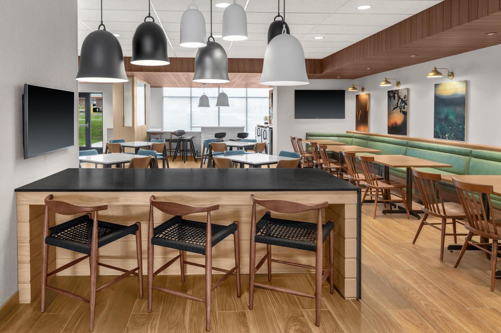 Communal lounge/ TV room