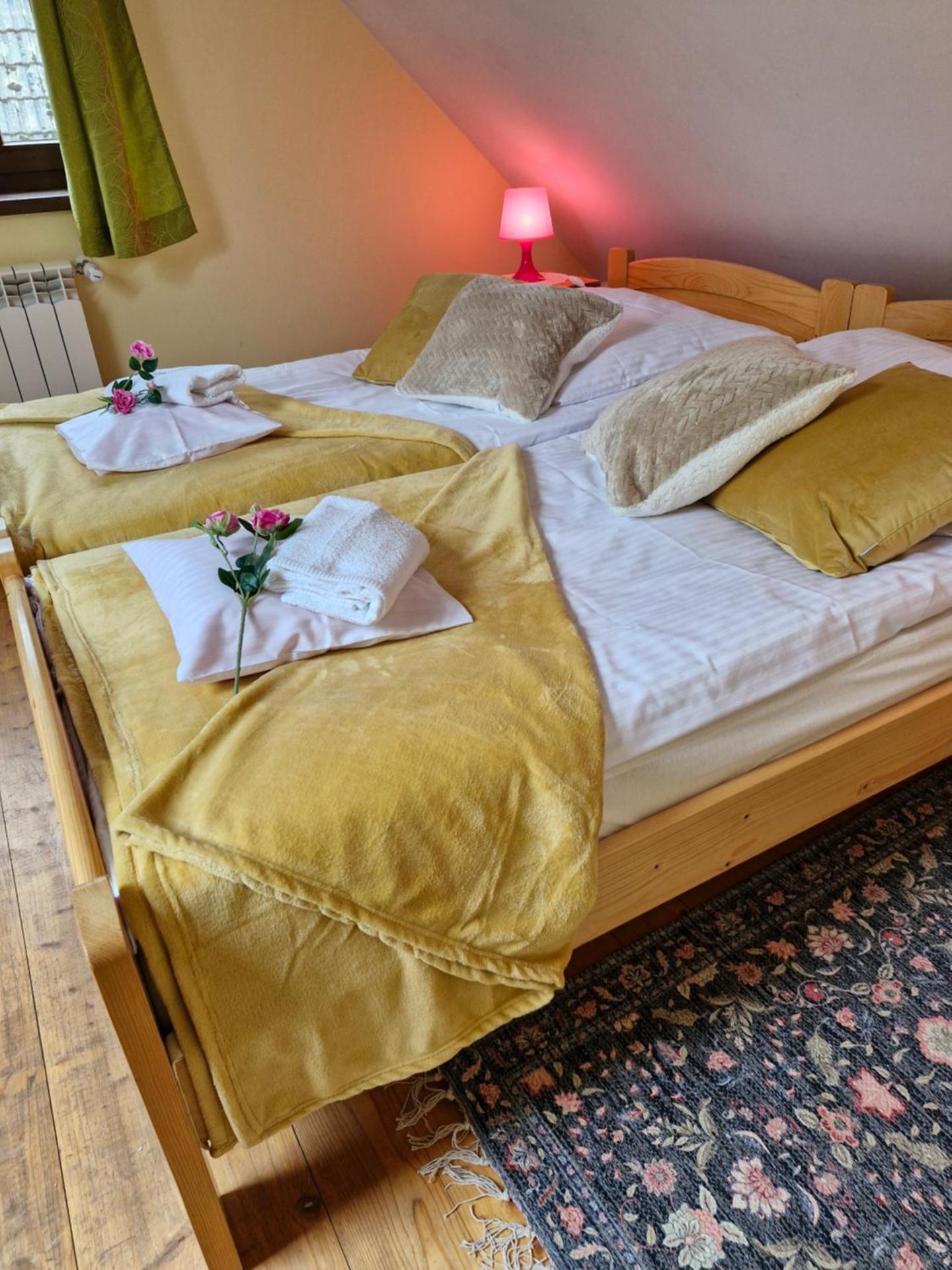 Chata pod Mogielicą komfortowe pokoje z widokiem na Mogielicę 1000m od tras wokół góry Mogielica