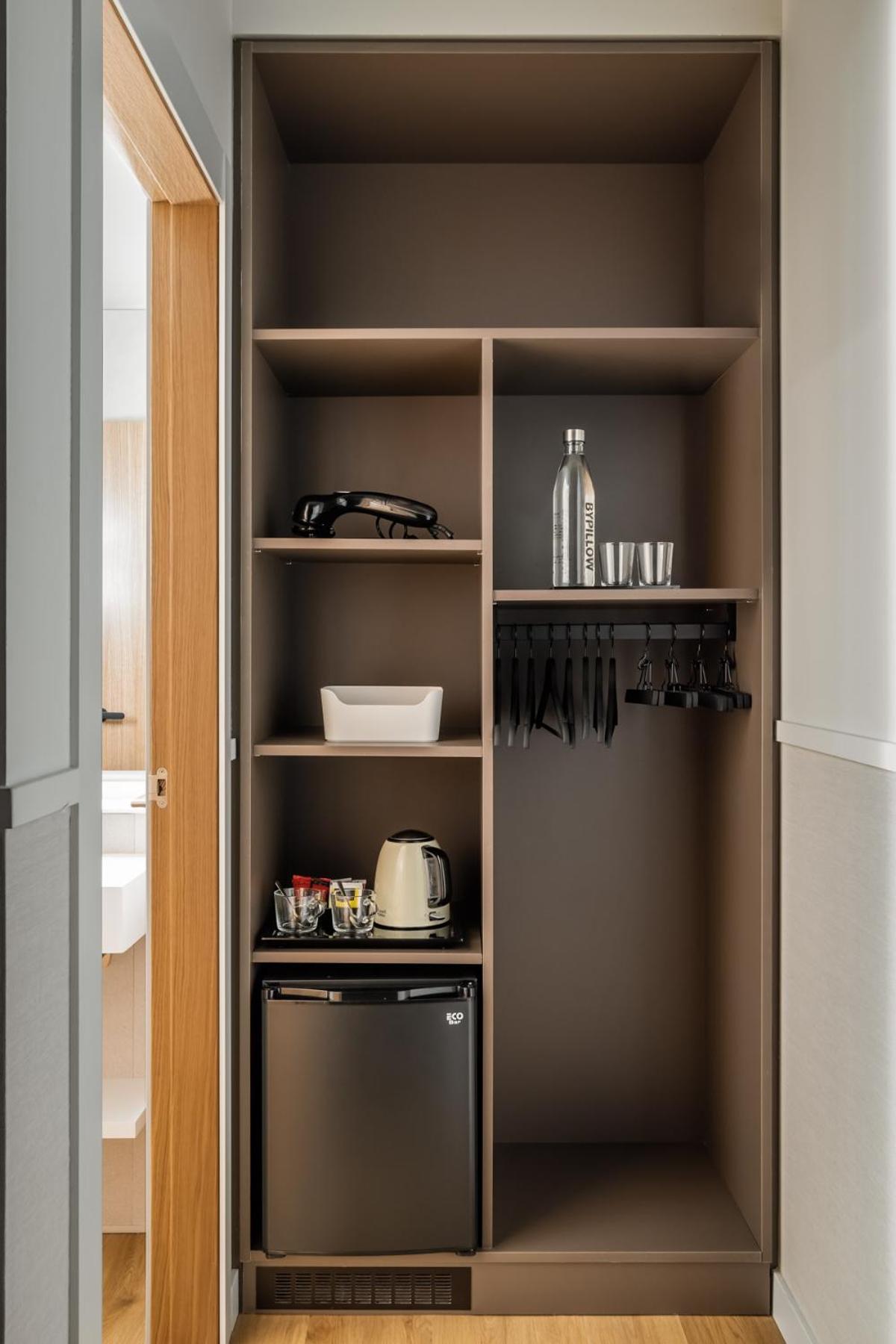 Coffee/tea facilities