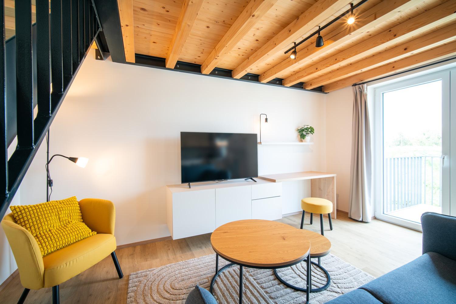 Communal lounge/ TV room