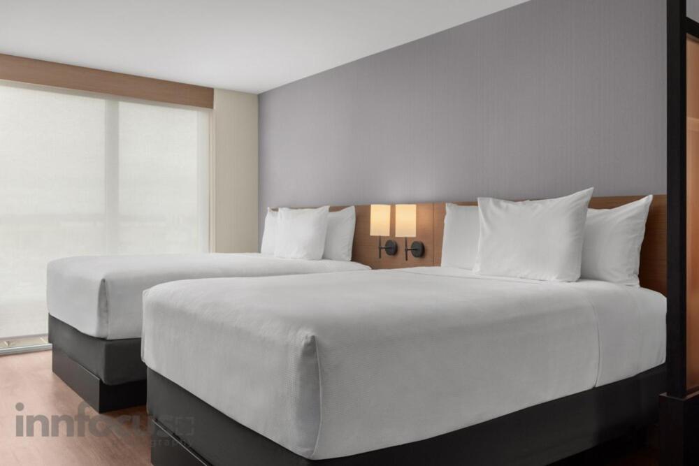 Hyatt Place Mississauga / Airport Corp Center