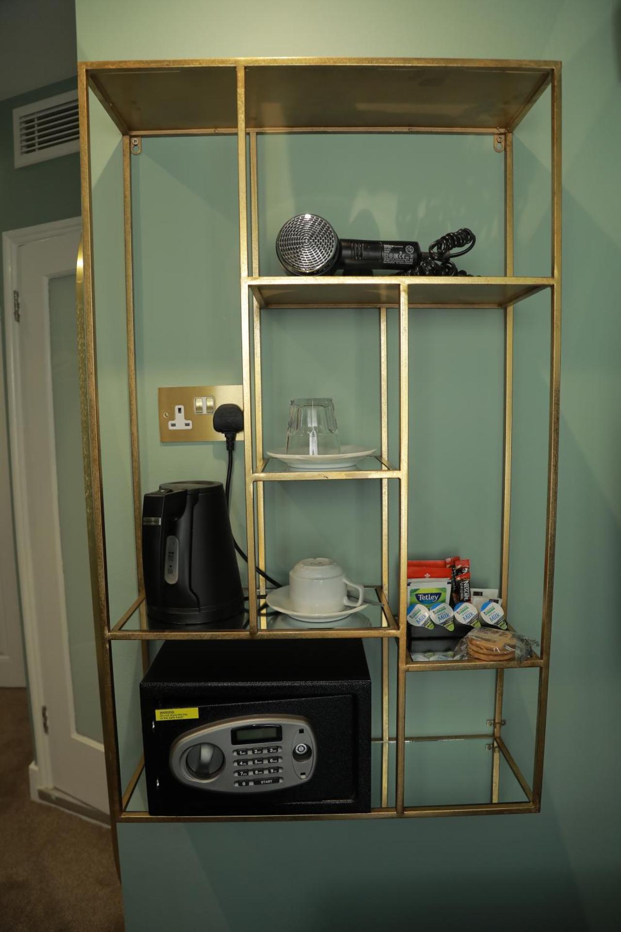 Coffee/tea facilities