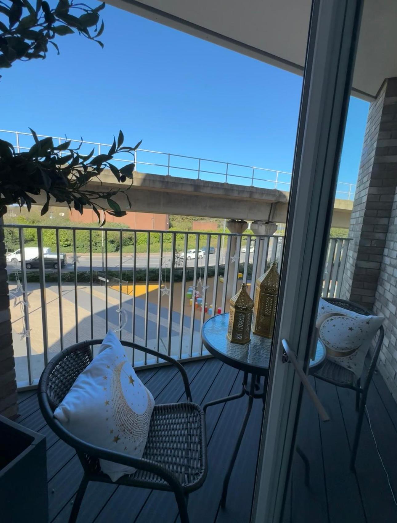 Luxury Entire 1 Bed flat, Excel, City airport, Custom House