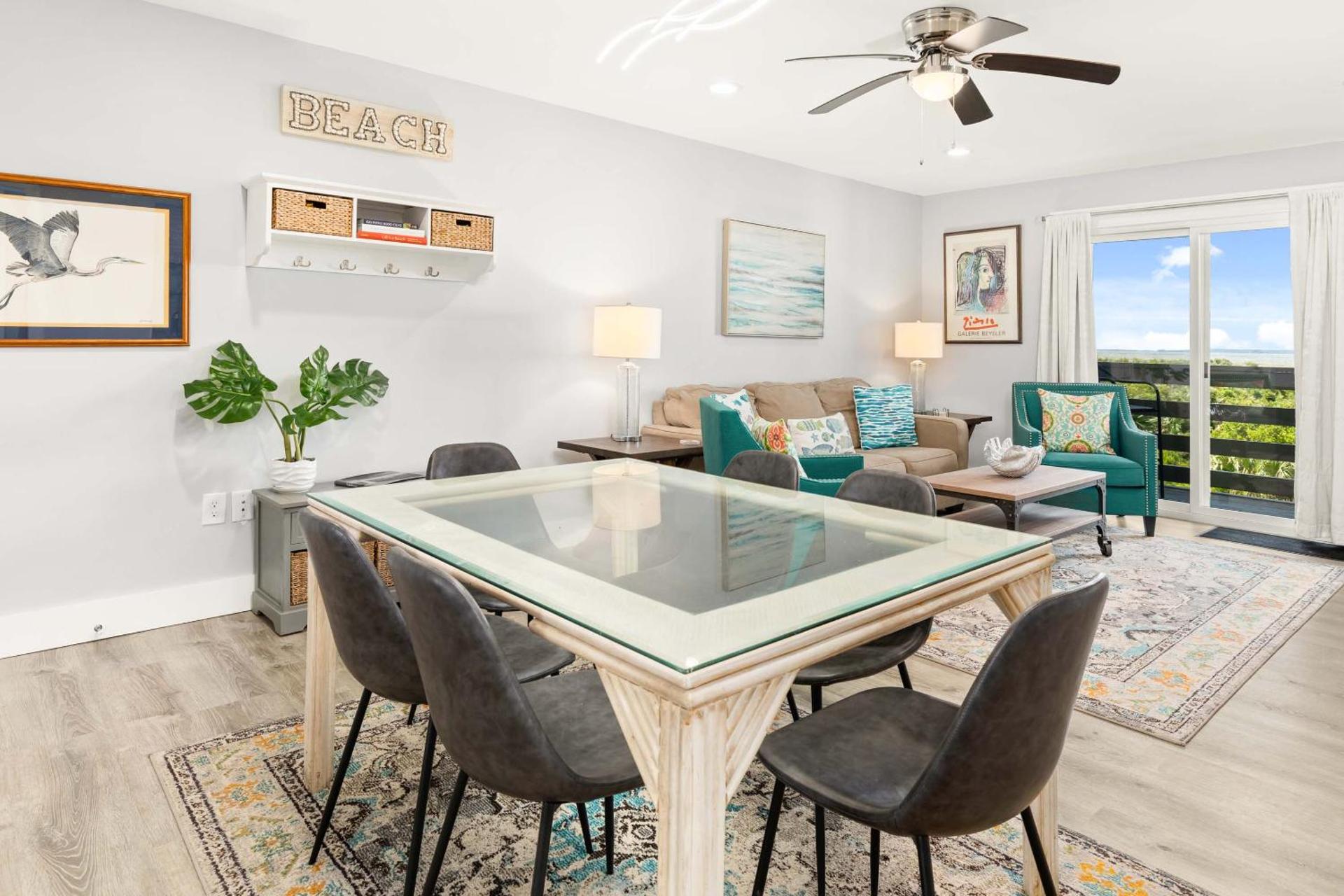 Lighthouse Point 20B