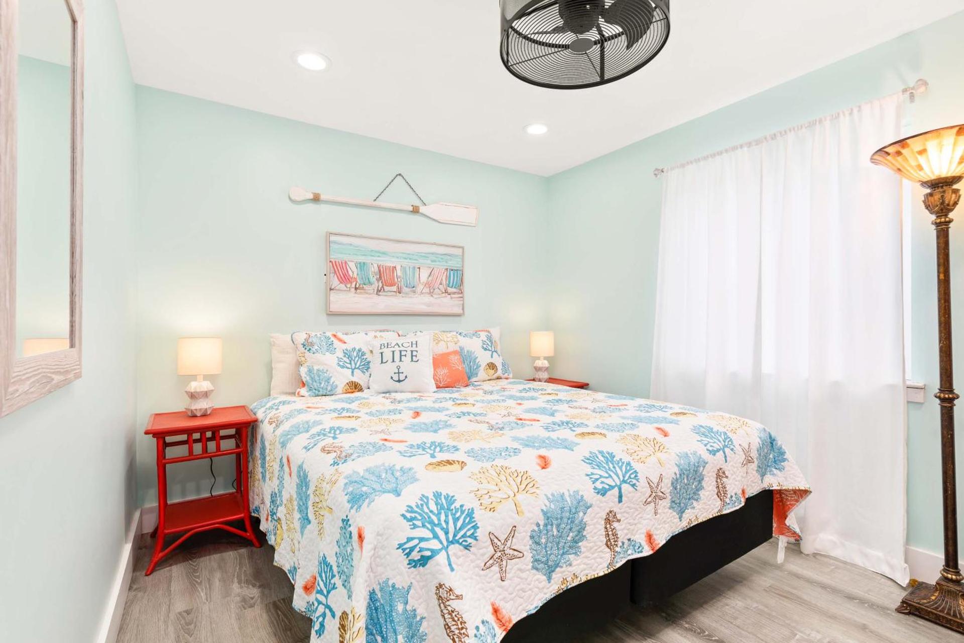 Lighthouse Point 20B