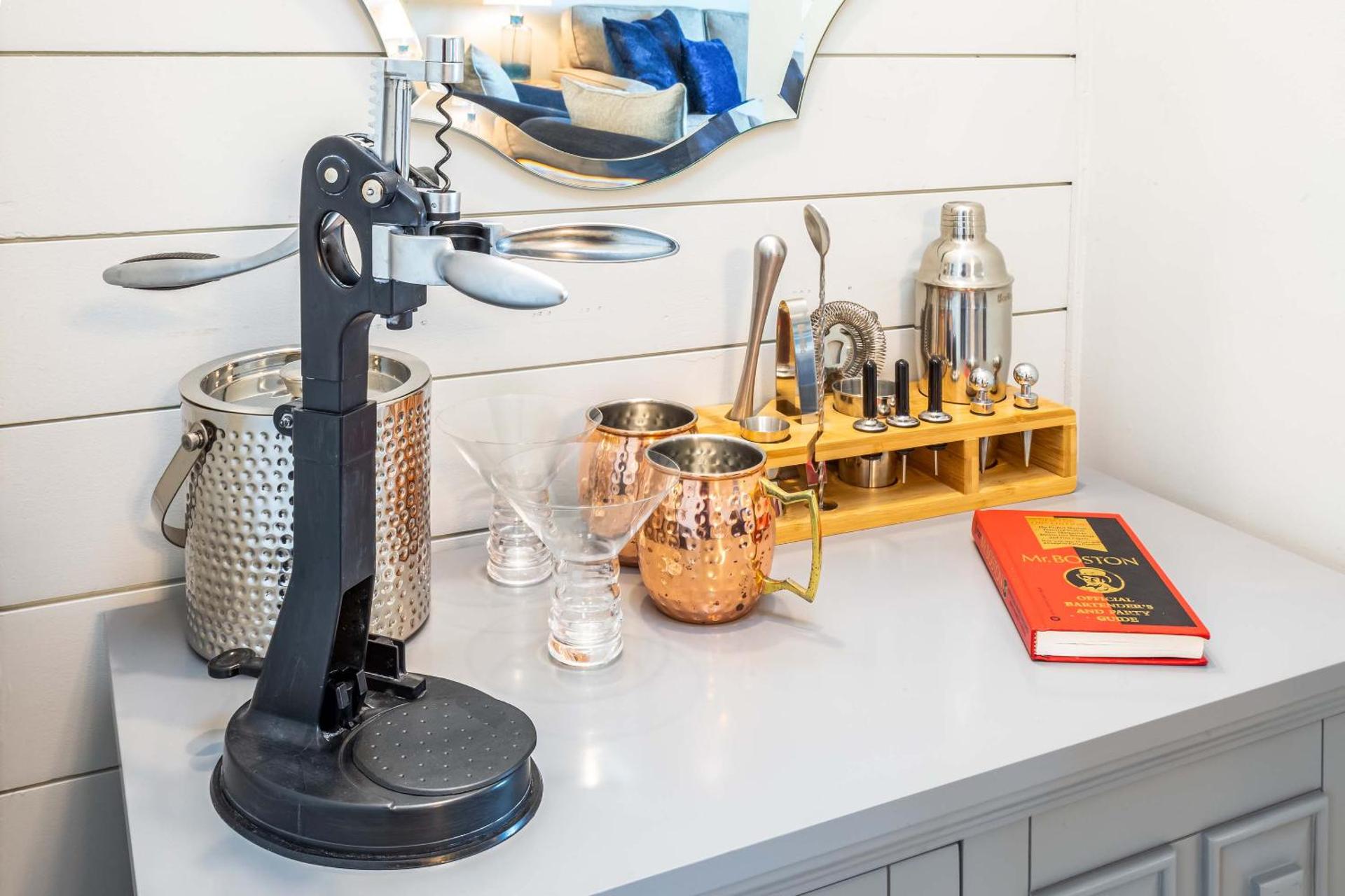 Lighthouse Point 25A